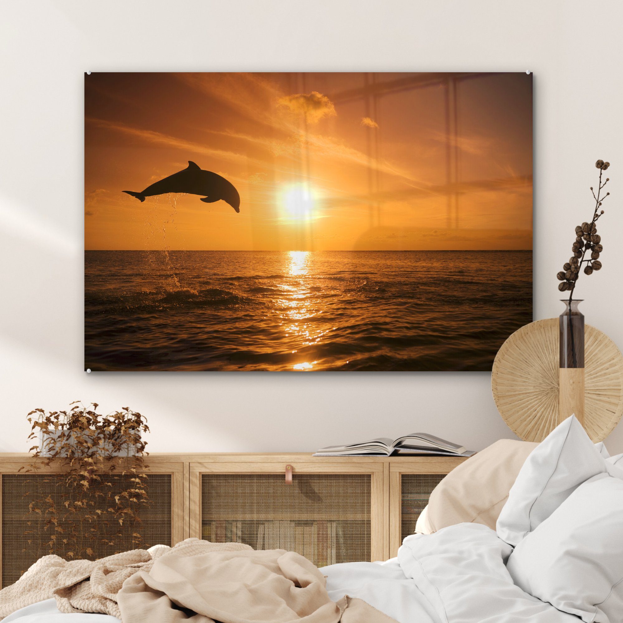 Wohnzimmer & - - MuchoWow Schlafzimmer Acrylglasbild Delfin Sonne (1 Meer, Acrylglasbilder St),