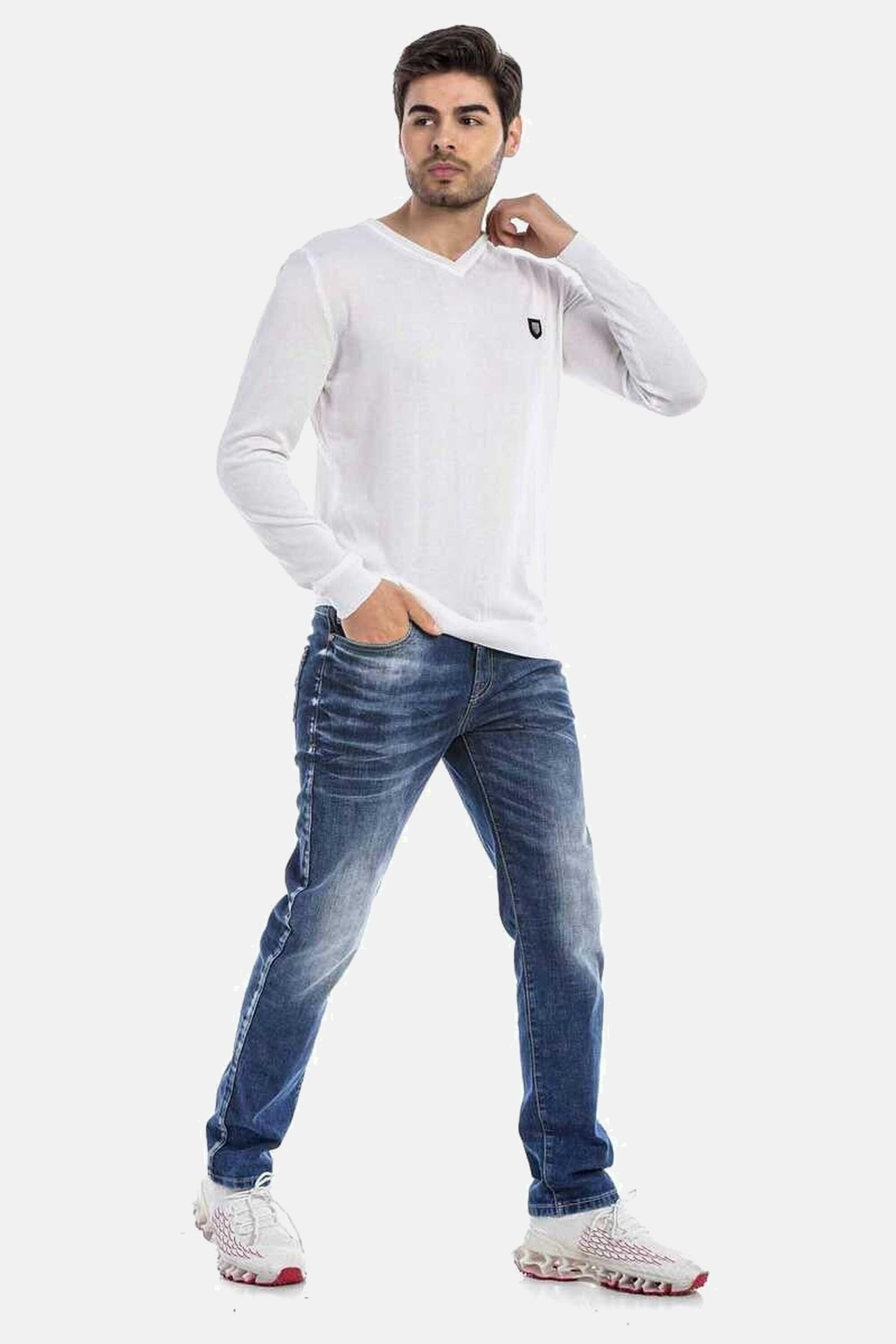 Cipo & Baxx V-Ausschnitt-Pullover Pullover (1-tlg) mit V-Ausschnitt, CP242