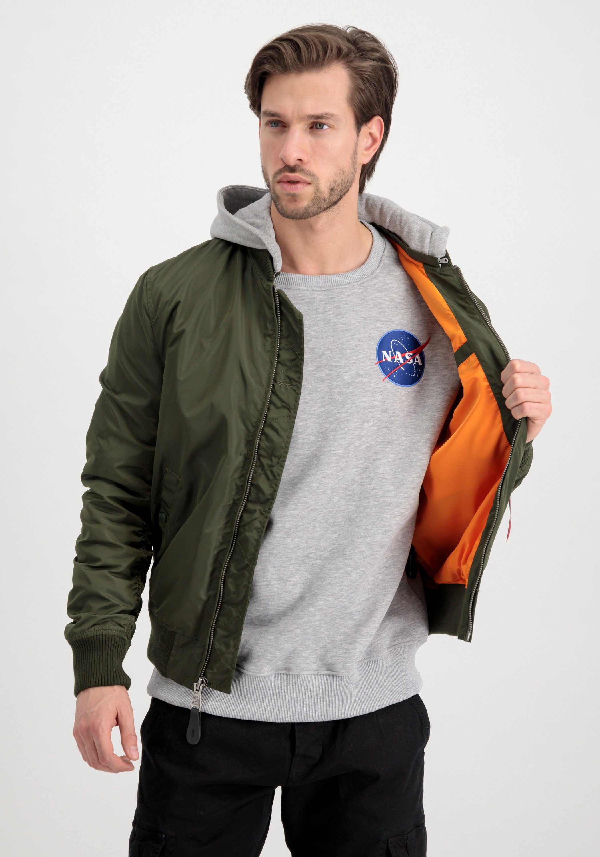 Alpha Industries Bomberjacke MA-1 TT Hood Light Slim – Bild 3 von 5