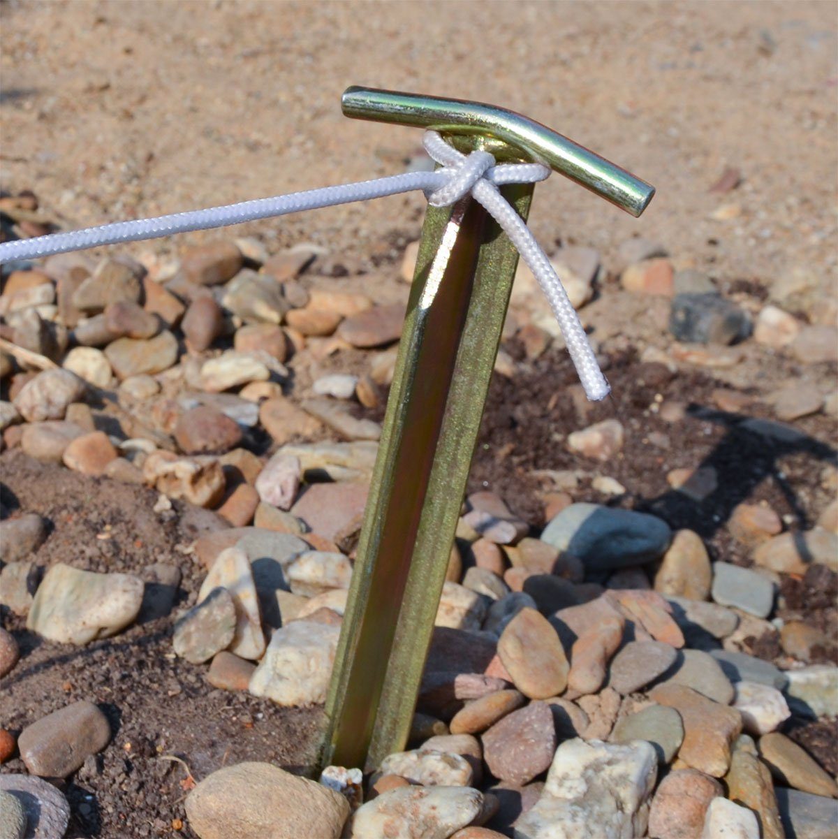 AMANKA Zelthering Set: 4 Massive Erdnägel für Zelte - 300 mm Camping Heringe Verzinkt, T-Profil Bodenanker für harte Böden - Zelt Zubehör Witterungsbeständig