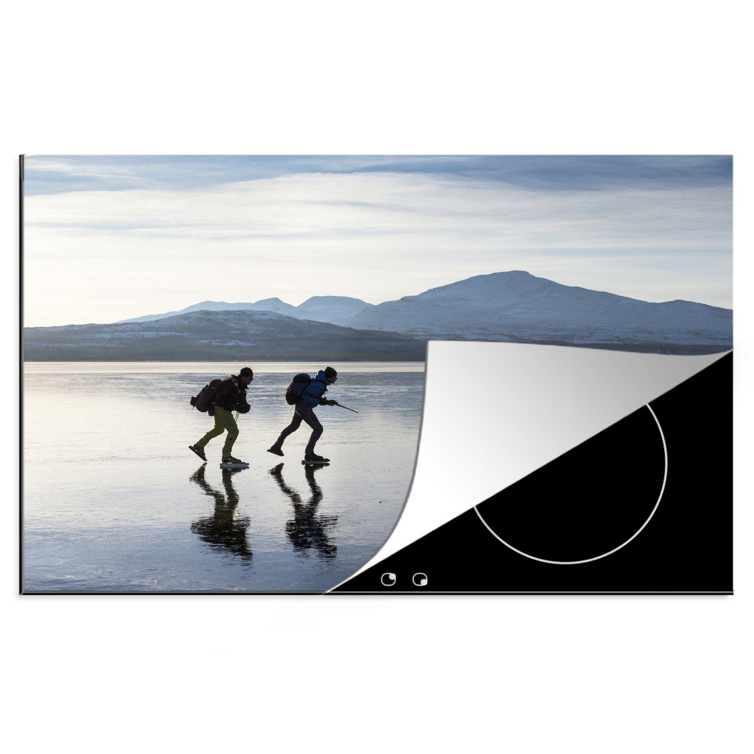 MuchoWow Herdblende-/Abdeckplatte Zwei Schlittschuhläufer auf einem großen See, Vinyl, (1 tlg), 81x52 cm, Induktionskochfeld Schutz für die küche, Ceranfeldabdeckung