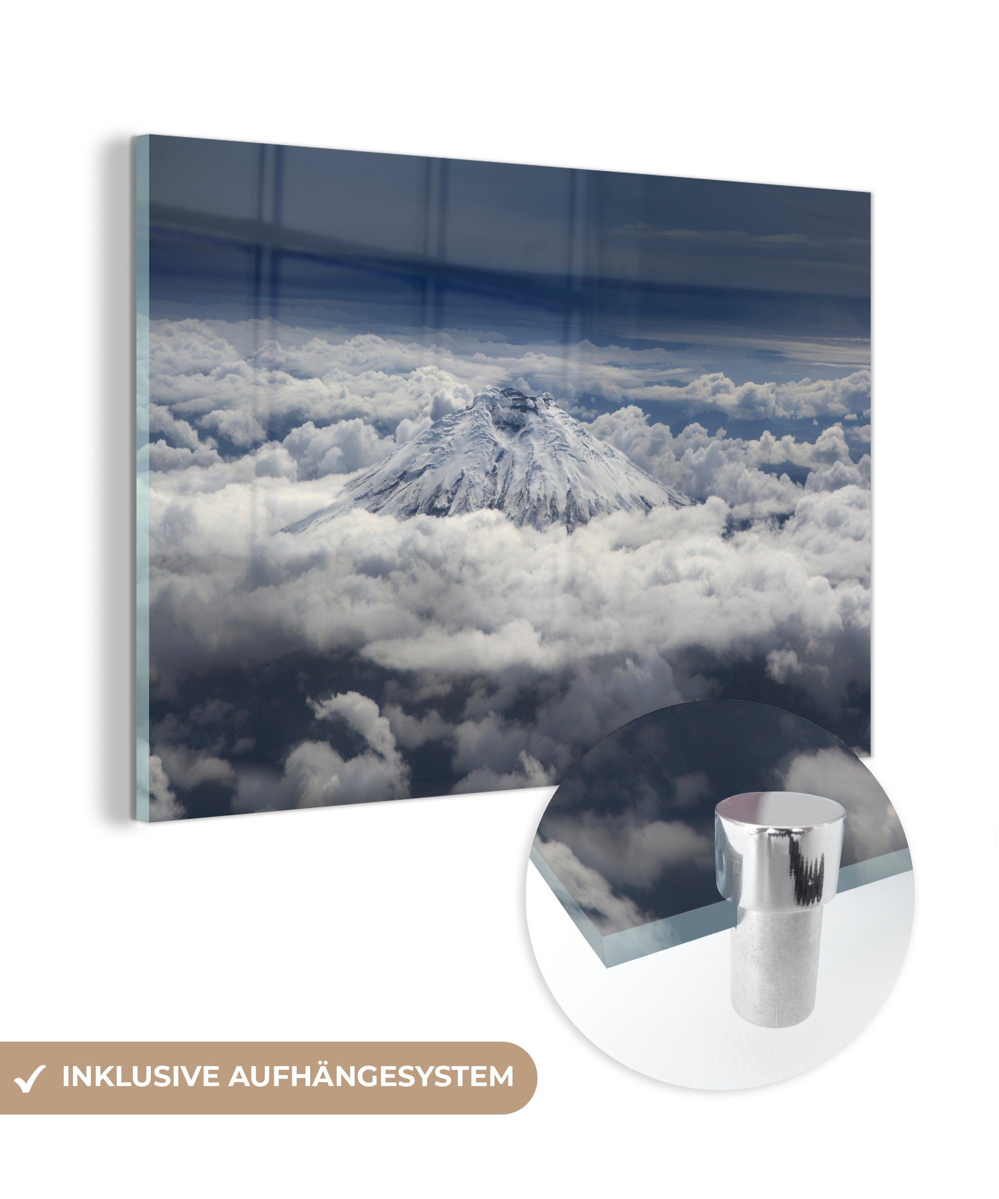 MuchoWow Acrylglasbild Berg umgeben von Wolken, (1 St), Acrylglasbilder Wohnzimmer & Schlafzimmer