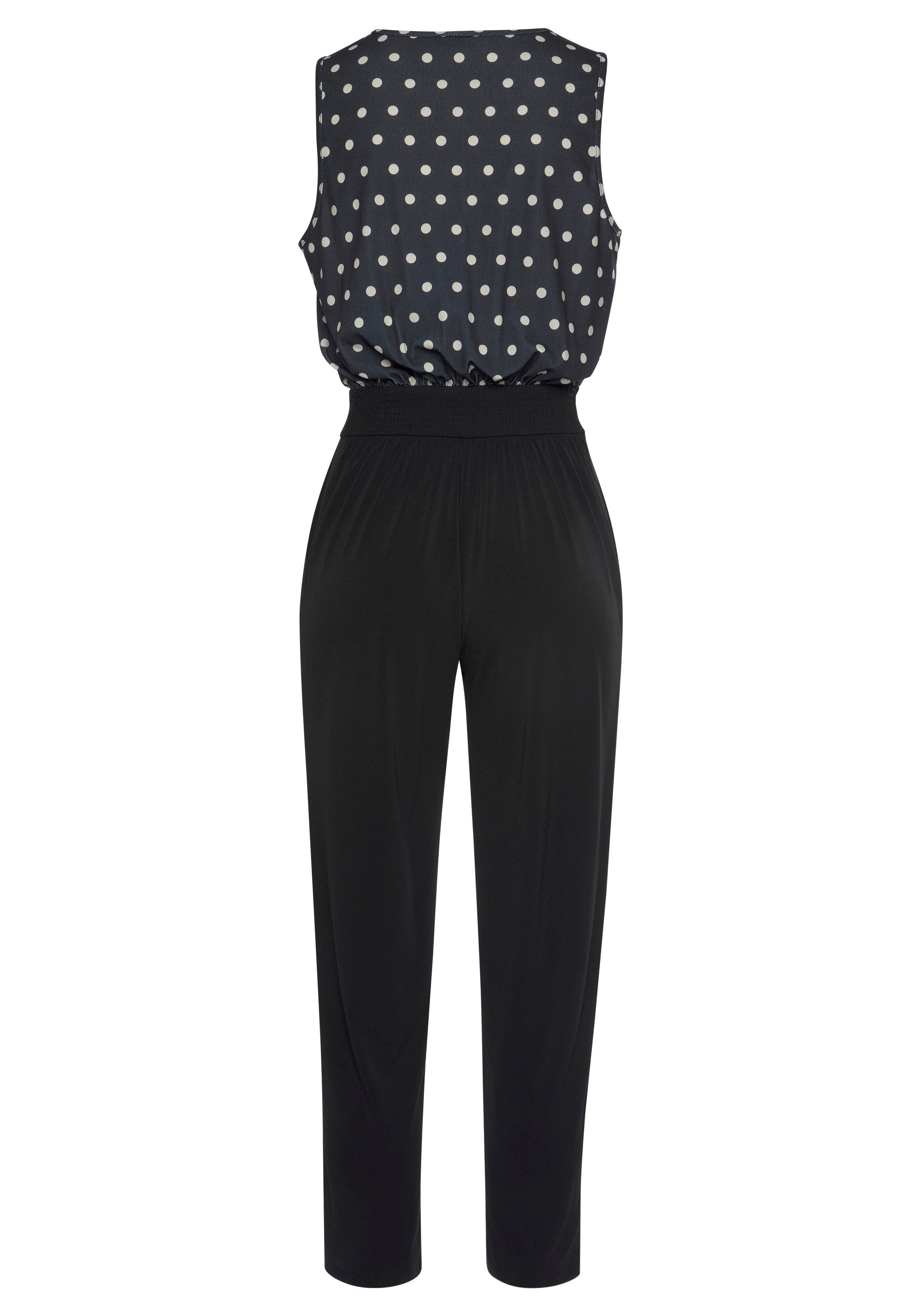 LASCANA Overall mit bedrucktem Oberteil, eleganter Jumpsuit mit V-Ausschnitt – Bild 4 von 5