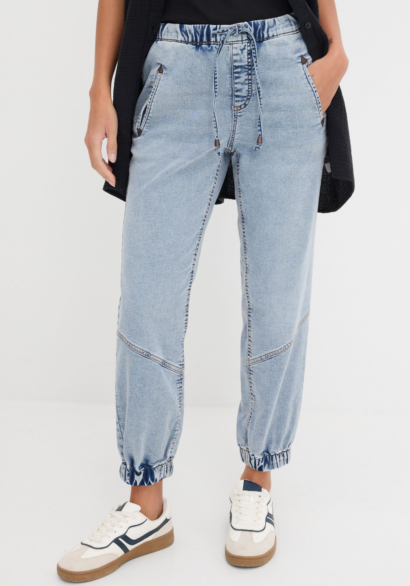 bonprix Jeansjeggings loose fit Passform, aus Baumwolle, Polyester und Elasthan