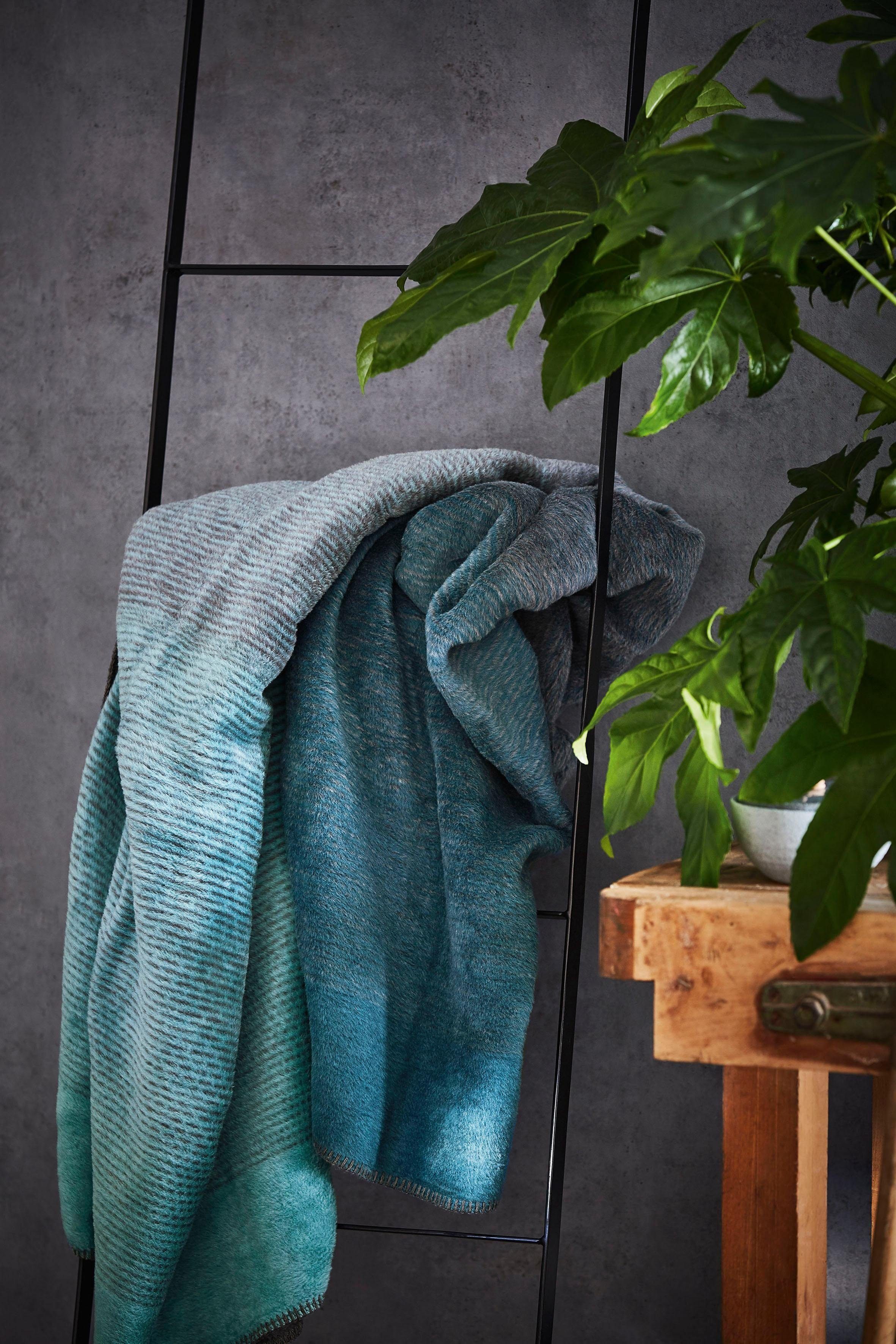 Wohndecke Toronto, IBENA, harmonischer Farbverlauf, Kuscheldecke