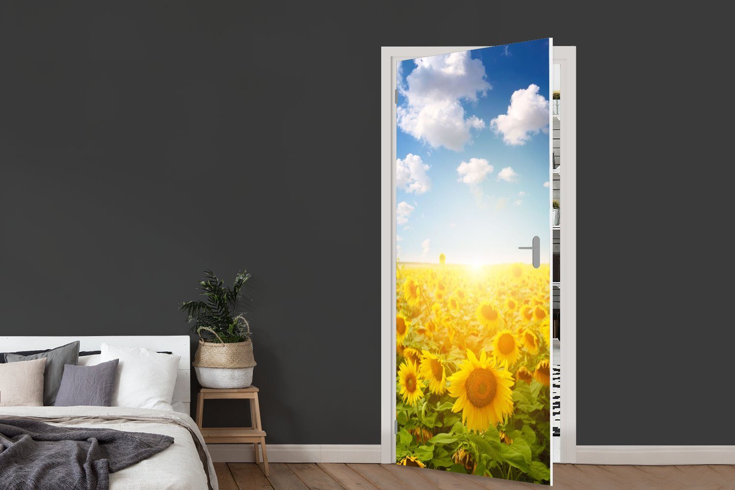 Türaufkleber, Fototapete Sonne für Tür, (1 St), 75x205 bedruckt, cm Matt, Wolken, Sonnenblume - - MuchoWow Türtapete