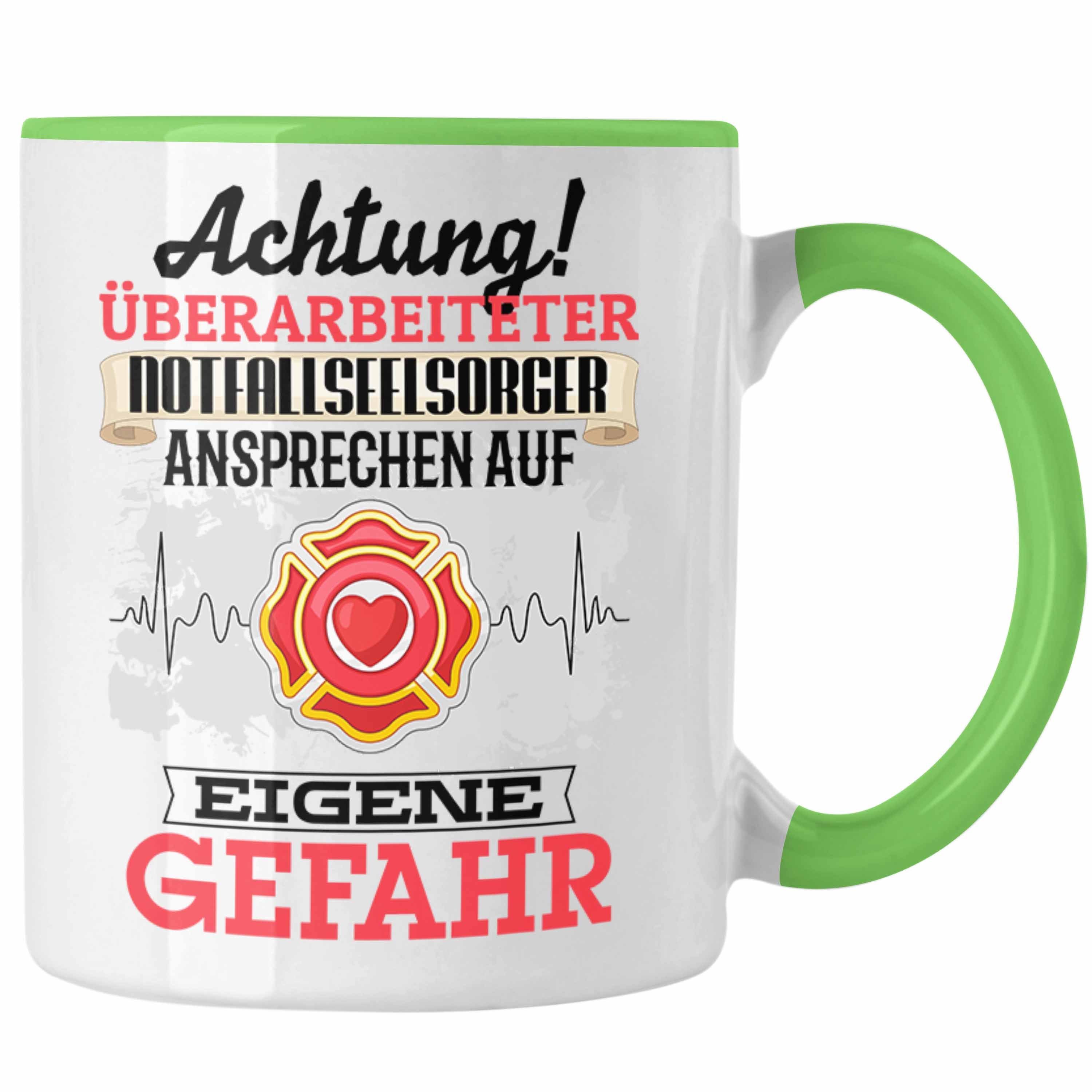 Trendation Tasse Notfallseelsorger Tasse Geschenk Lustiger Spruch Geschenkidee Kaffeebe Grün