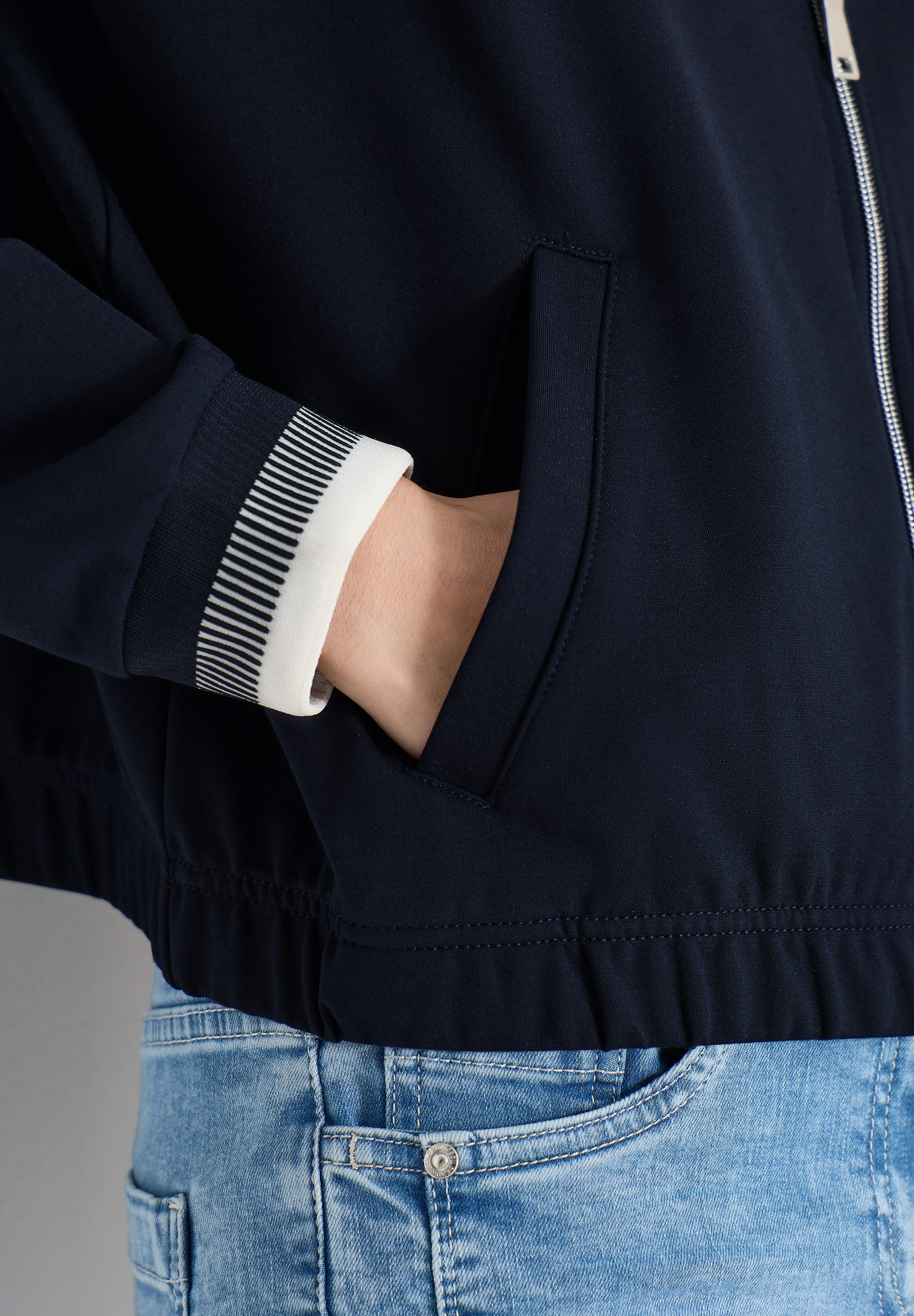 CECIL Blouson mit kontrastfarbenen Details