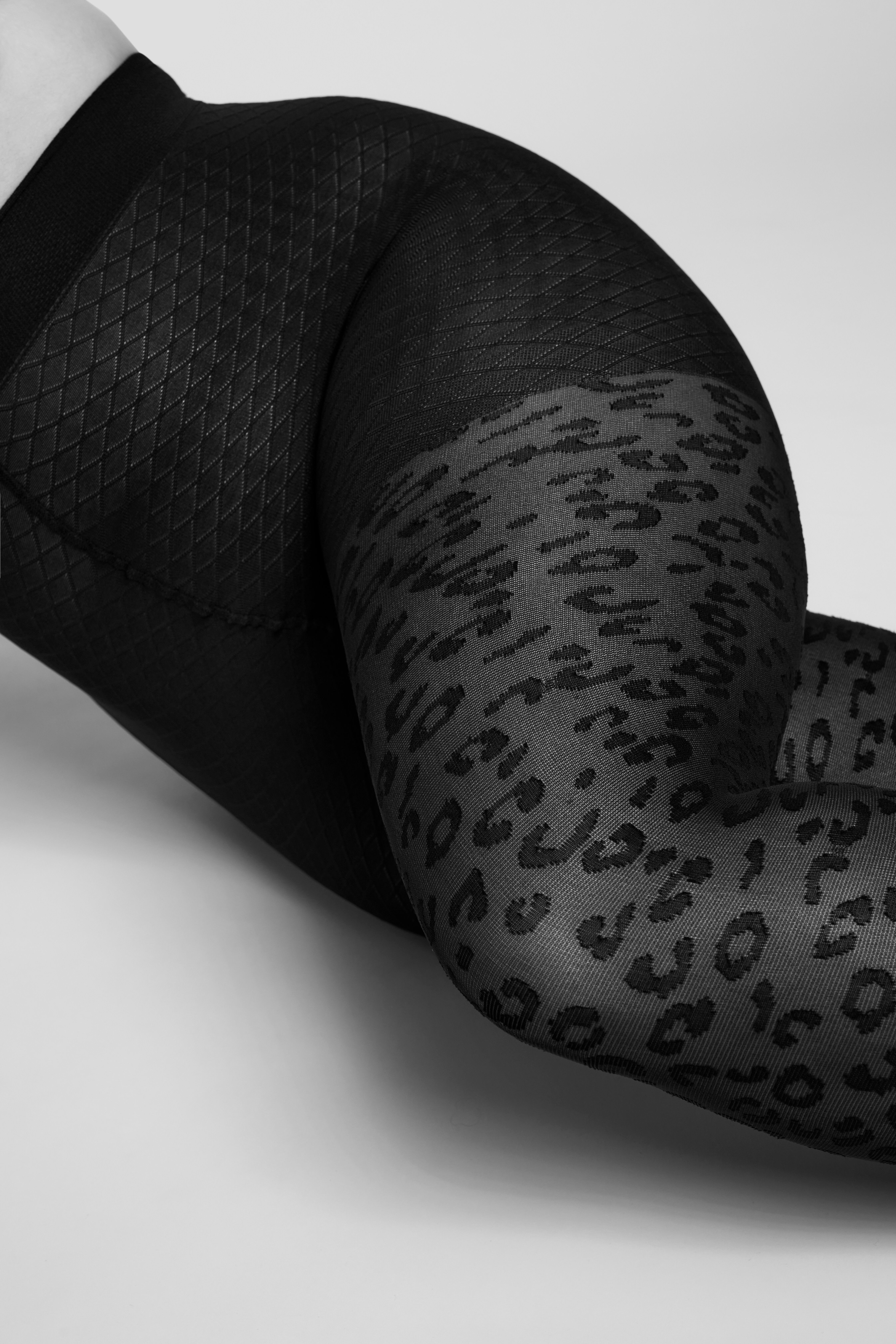 Camano Feinstrumpfhose fine curvy 50 DEN Curvy-Tights, Leo-Muster