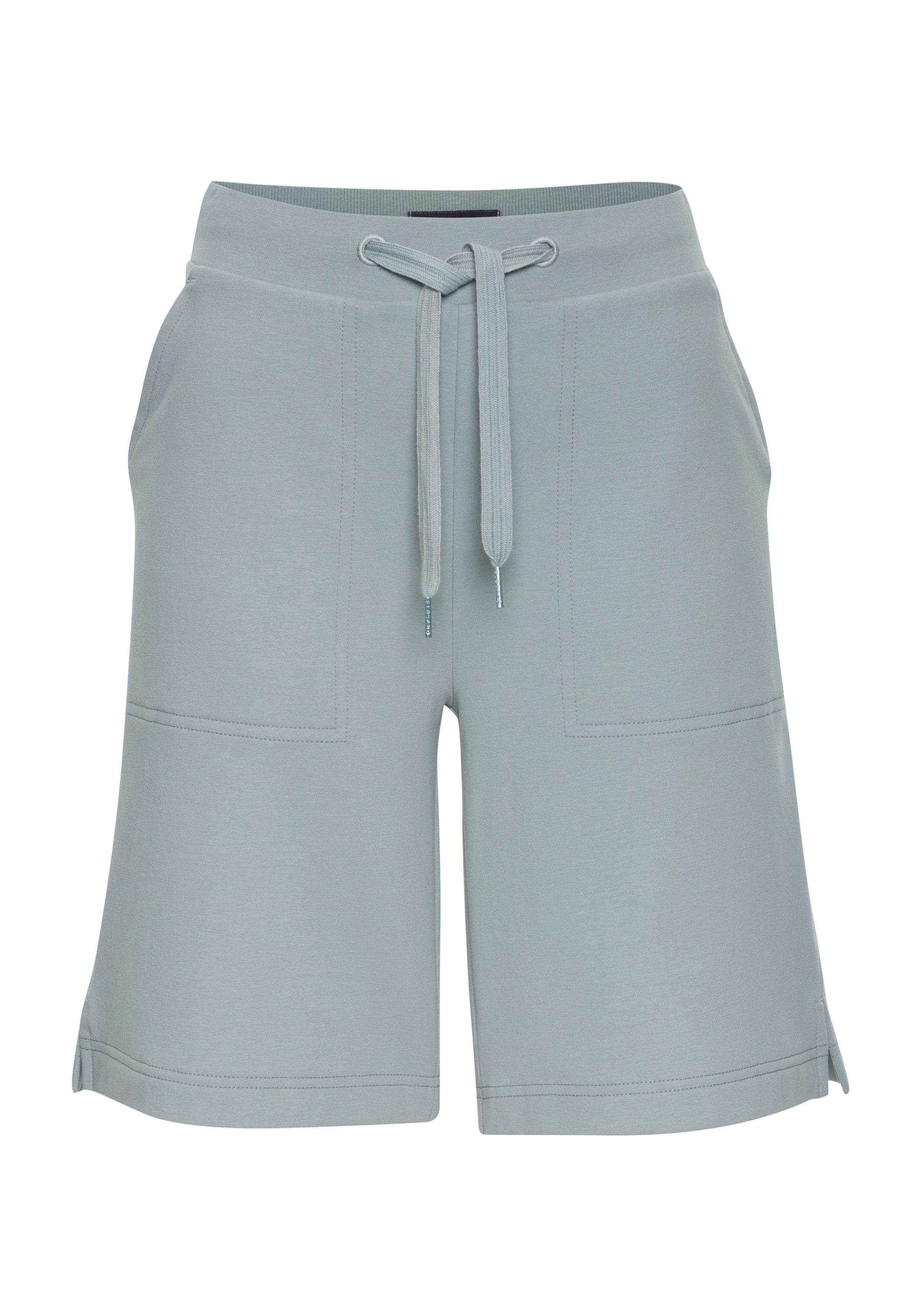 Elbsand Sweatshorts Vivi mit Logodruck auf der Gesäßtasche
