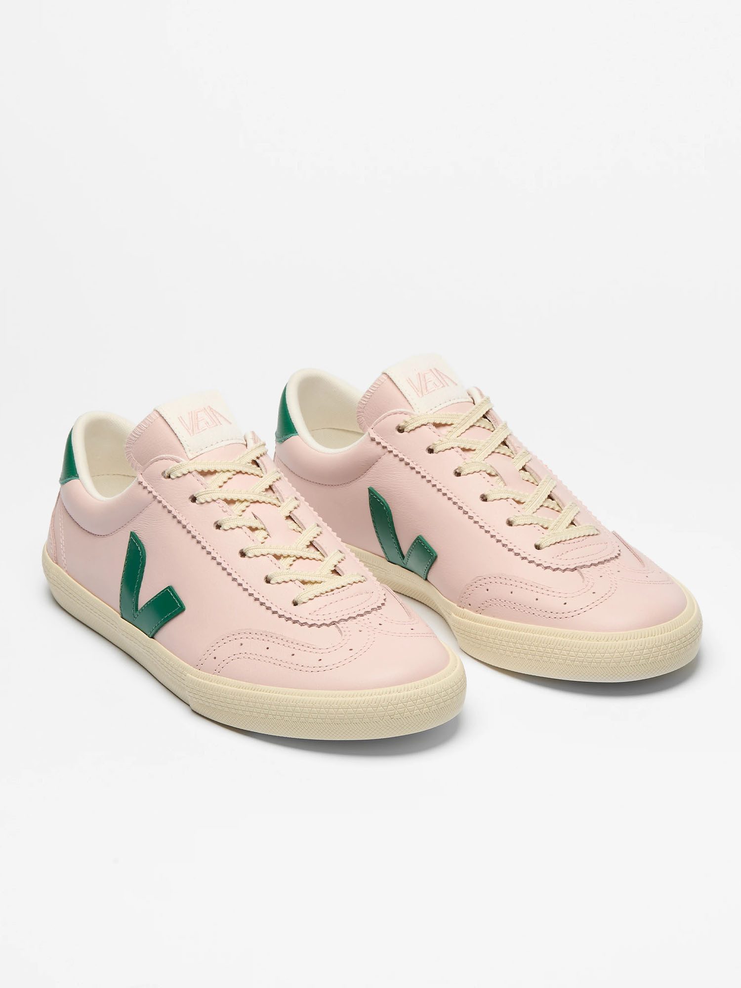 VEJA Volley Leather Sneaker