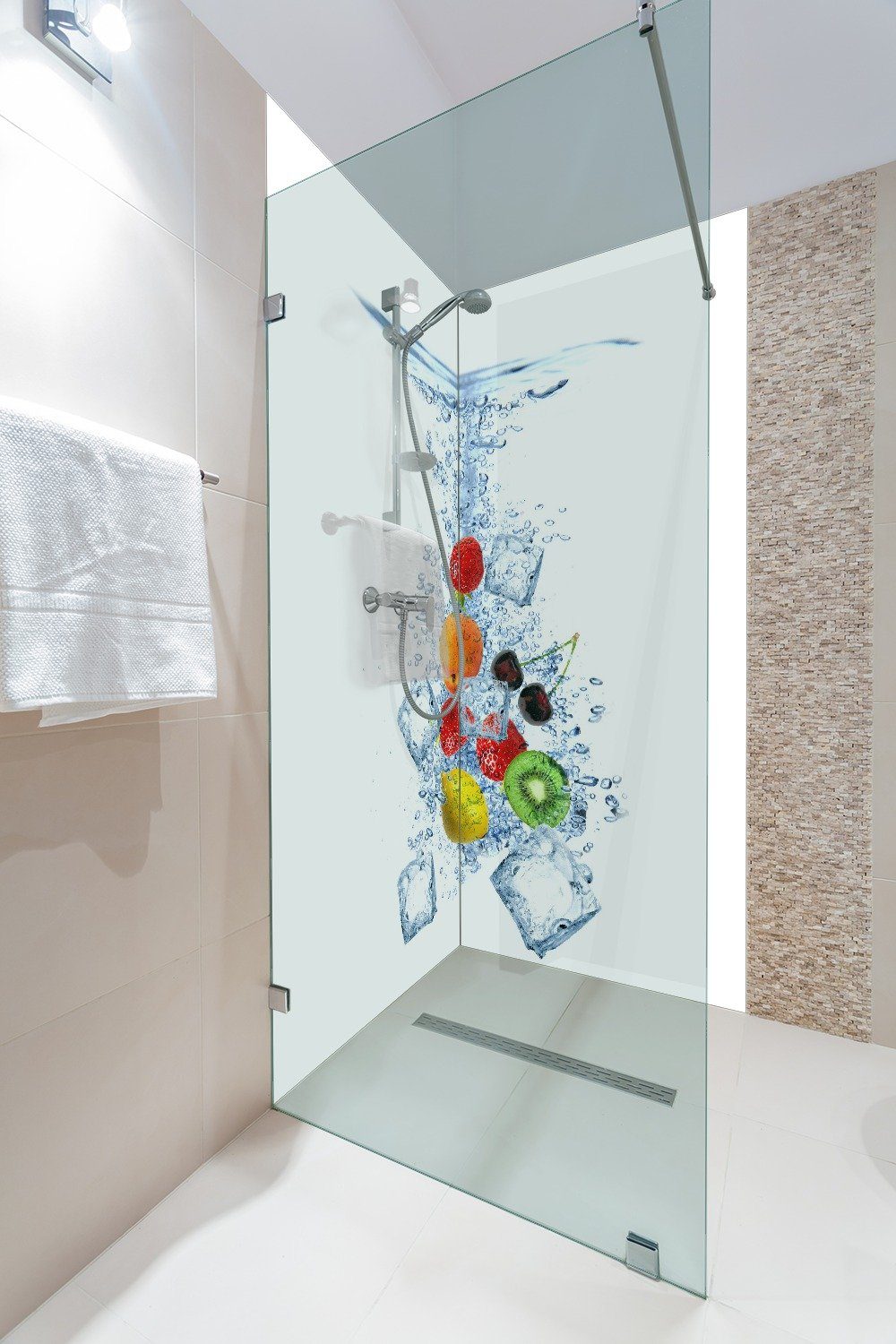 Thumbnail - Wallario Duschrückwand Obst-Eiswürfel-Mix im Wasser mit weißem Hintergrund, (2-tlg)