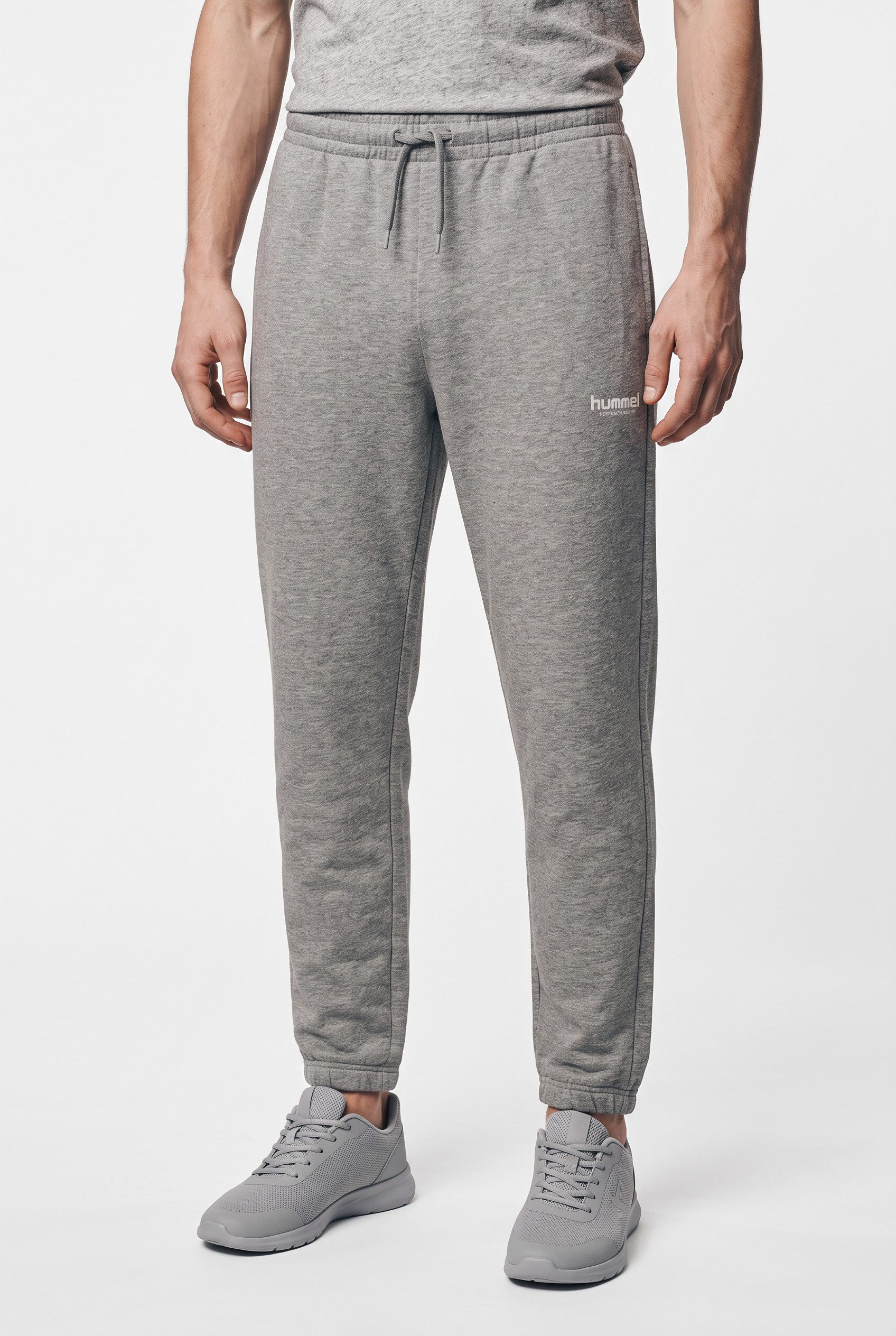 hummel Sweathose HMLLEGACY 2.0 SWEATPANTS aus Baumwolle und Polyester, mit BEECOOL® Technologie