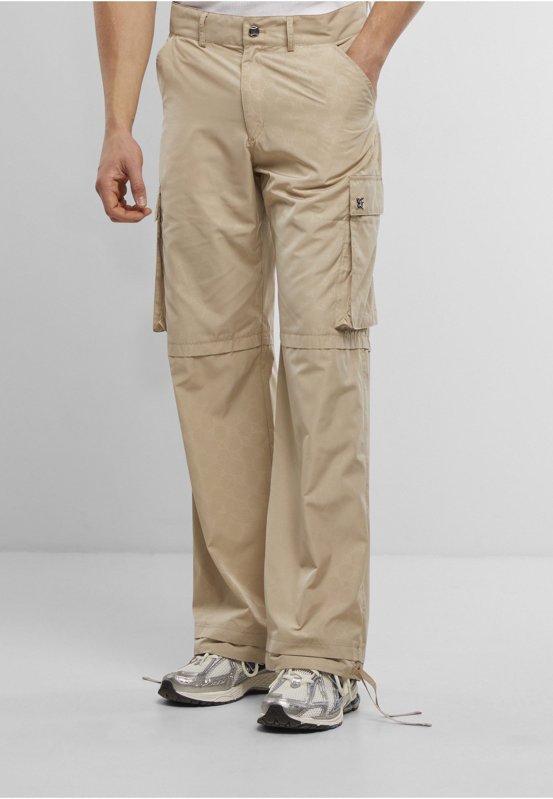 PEQUS Stoffhose PEQUS PEQUS Aether Monogram Parachute Pants (1-tlg)