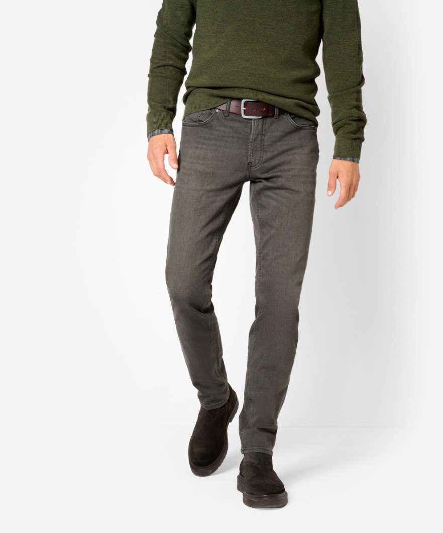 CHUCK, Moderne, von 5-Pocket-Jeans zeitgemäße Coloured Brax Interpretation Denim Style