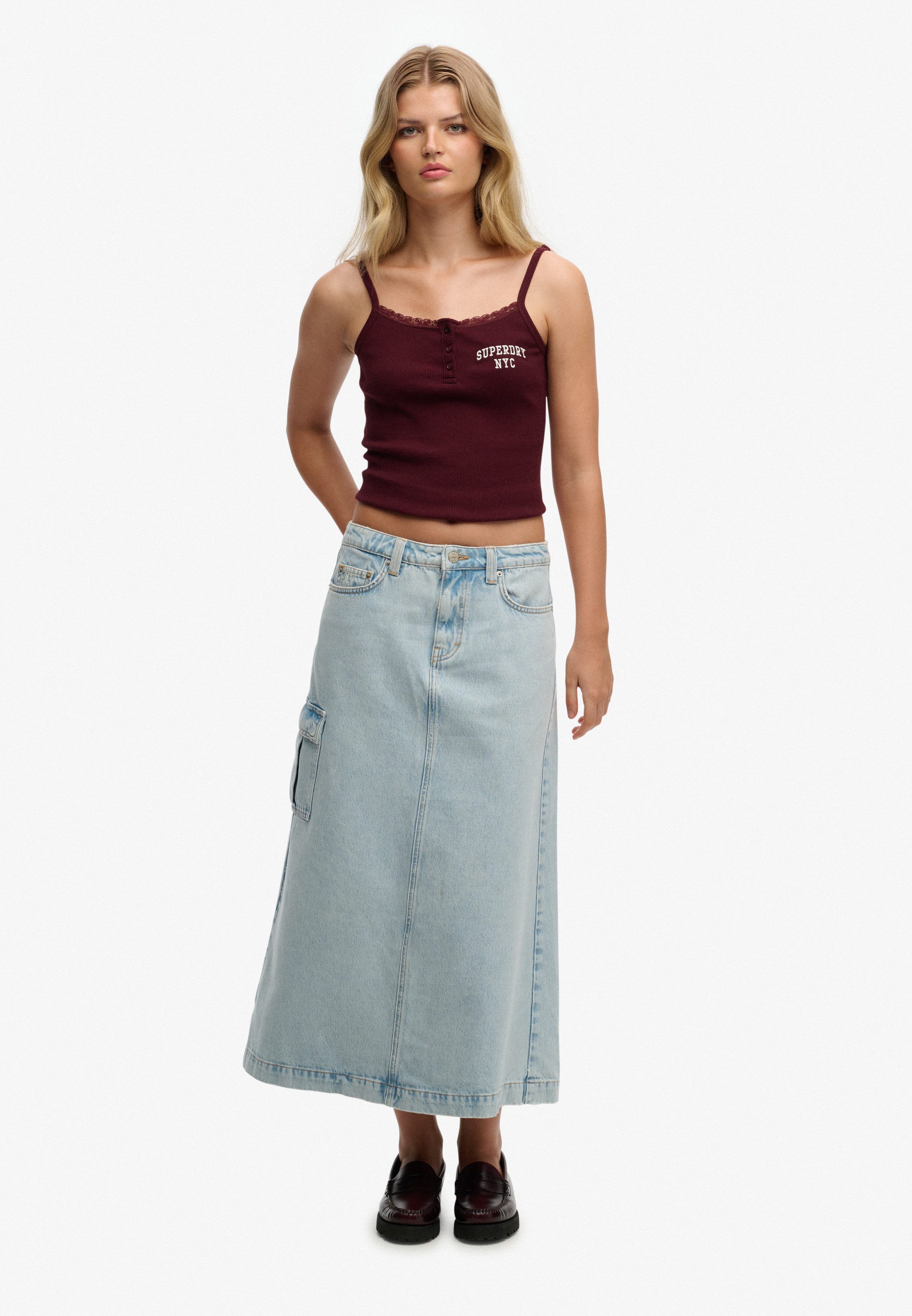 Superdry Jeansrock DENIM CARGO MAXI SKIRT mit 1-Knopf-Form, Regular Fit, kniebedeckende Länge, aus Baumwolle – Bild 4 von 5