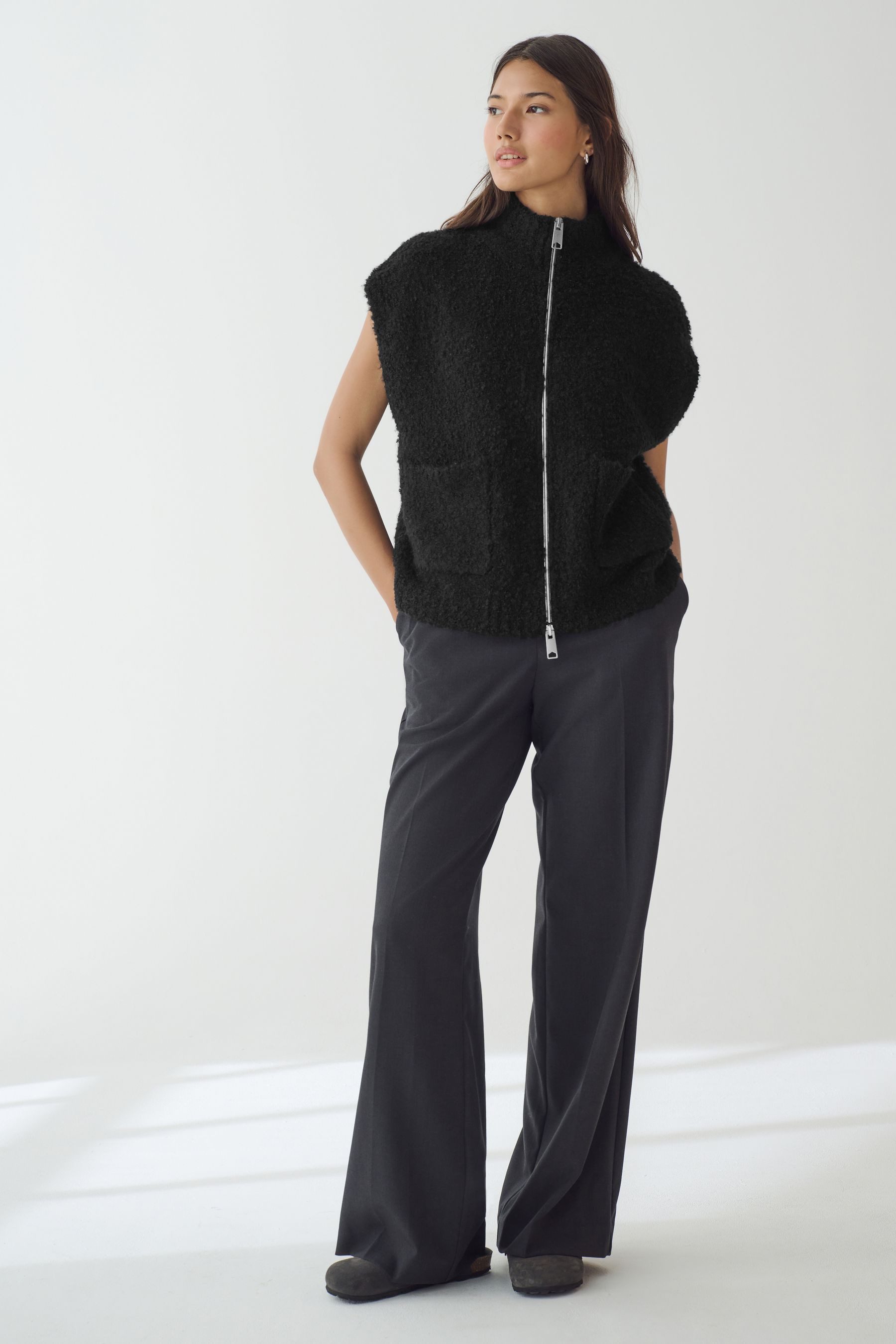 Next Strickweste Ärmellose, strukturierte Strickweste mit RV (1-tlg)