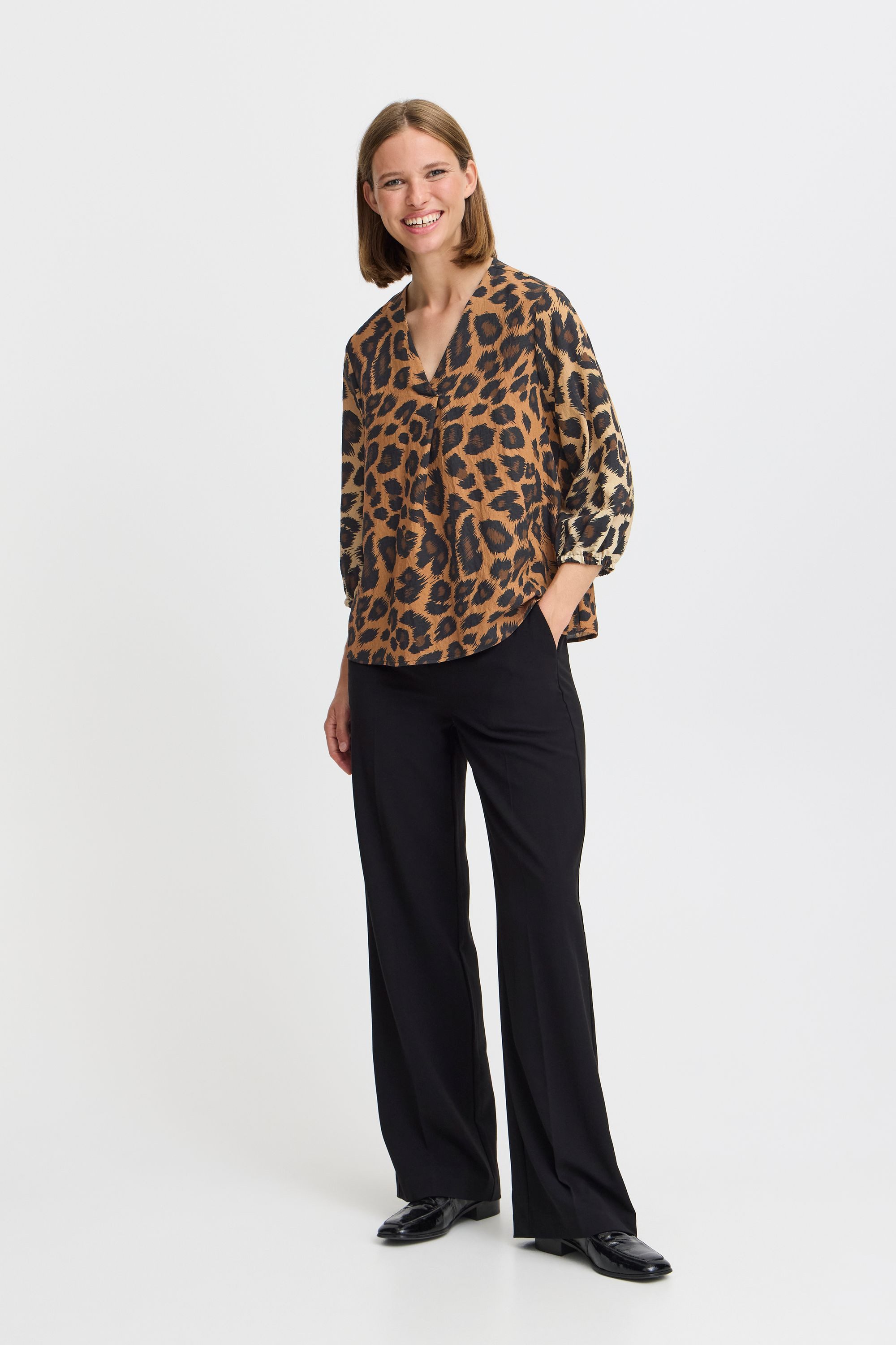 b.young Langarmbluse BYHINVA LEOPARD BLOUSE - LIGHT WOVEN