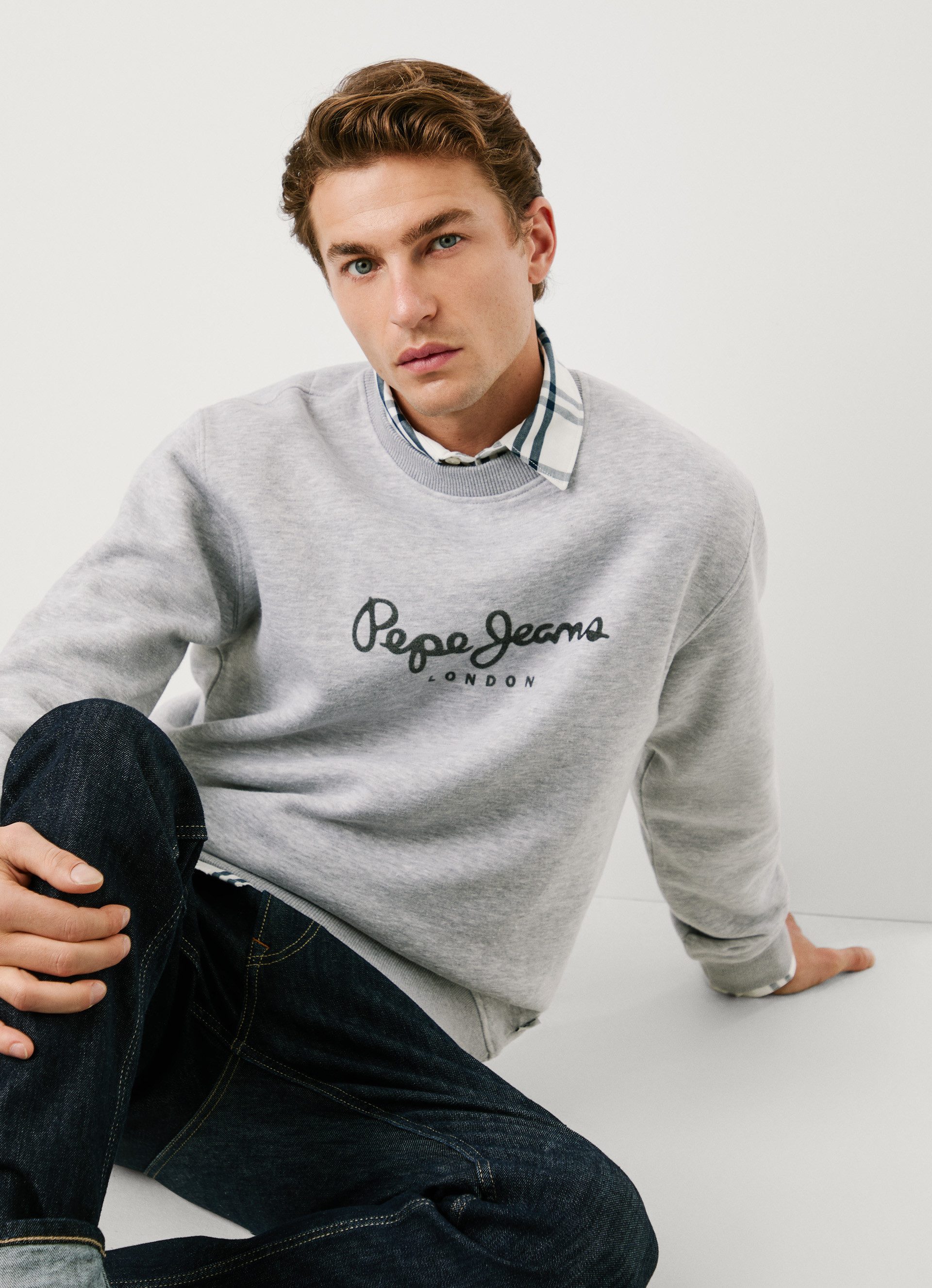 Pepe Jeans Sweatshirt MACBETH MELANGE CREW Rundhalsausschnitt, Logo
