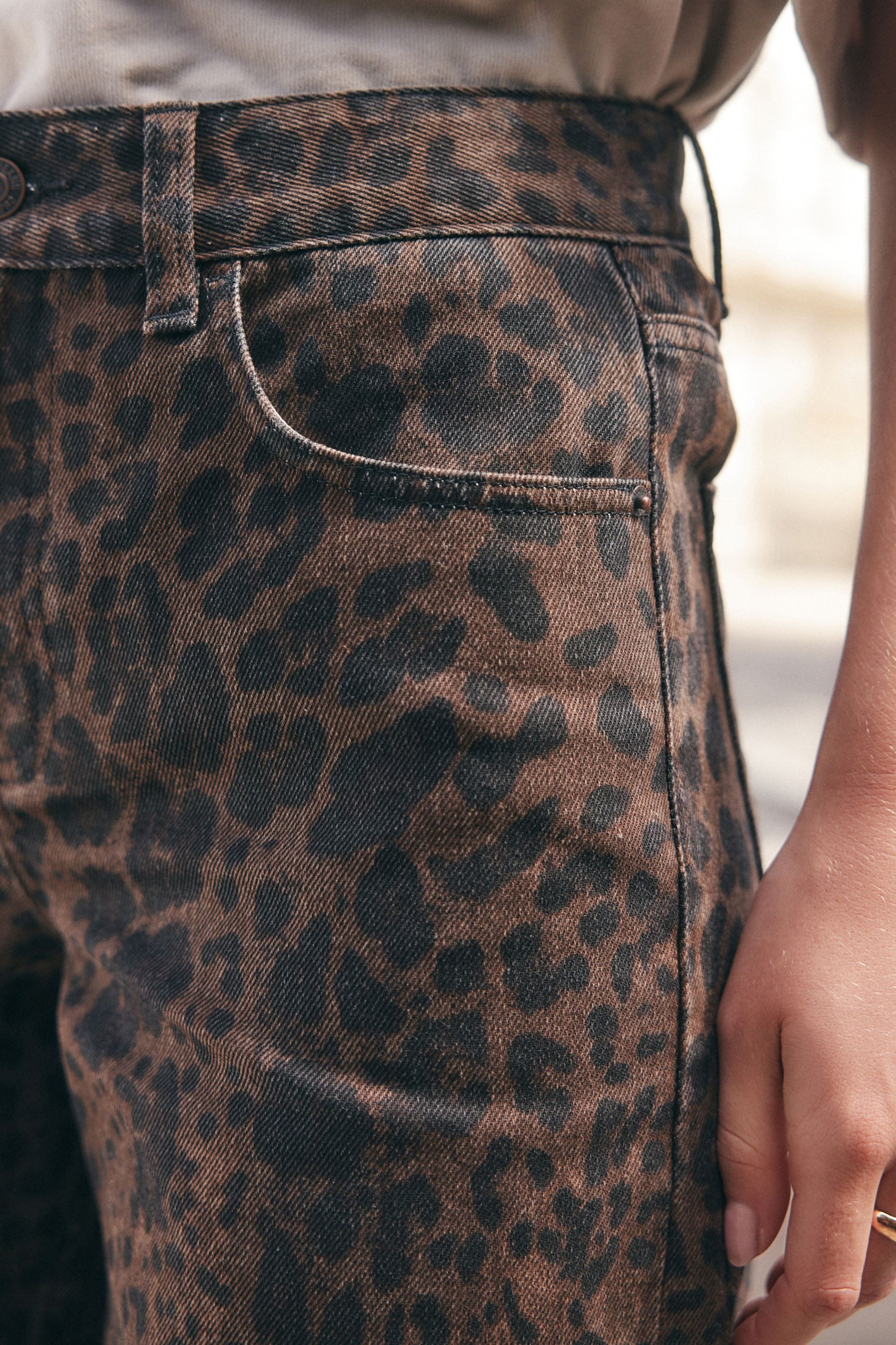 Next Weite Jeans Jeans mit weitem Hosenbein und Gürtel (1-tlg)