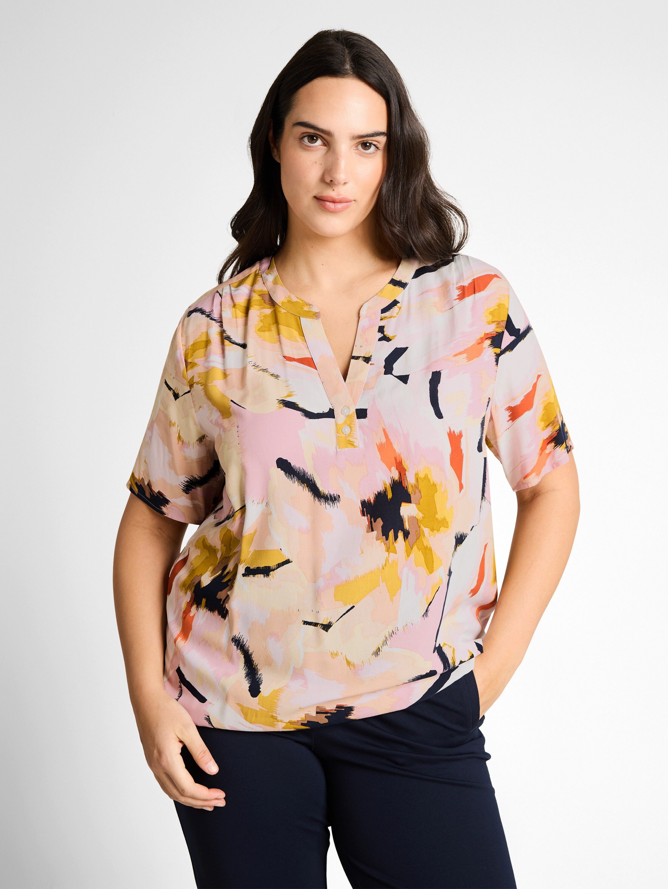 TOM TAILOR PLUS Kurzarmbluse mit Allover-Print - Große Größen