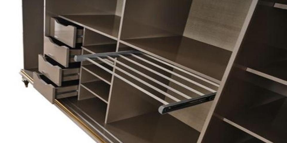 Xlmoebel Kleiderschrank Eleganter Schrank mit goldenen Akzenten und Spiegelfronten (Kleiderschrank) Hergestellt in Europa
