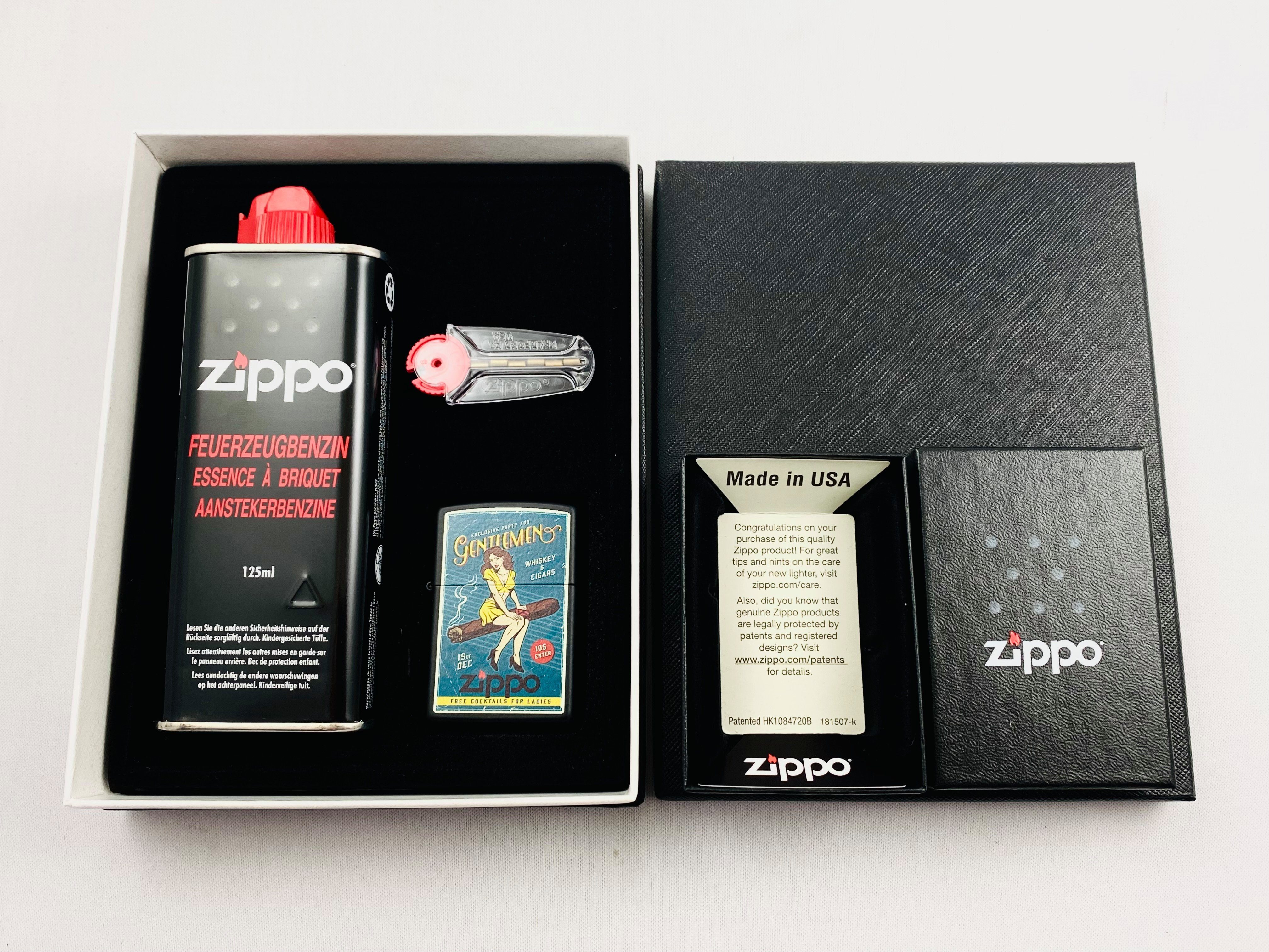 Zippo Feuerzeug Cigar Girl Vintage Zigarren Lady Geschenkset Sturmfeuerzeug (4 teilig), Zippo, 6 Feuersteine, Benzin und Geschenkbox