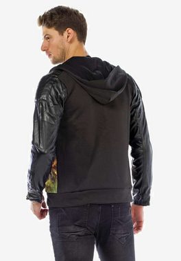 Cipo & Baxx Outdoorjacke mit Leder-Optik-Ärmeln