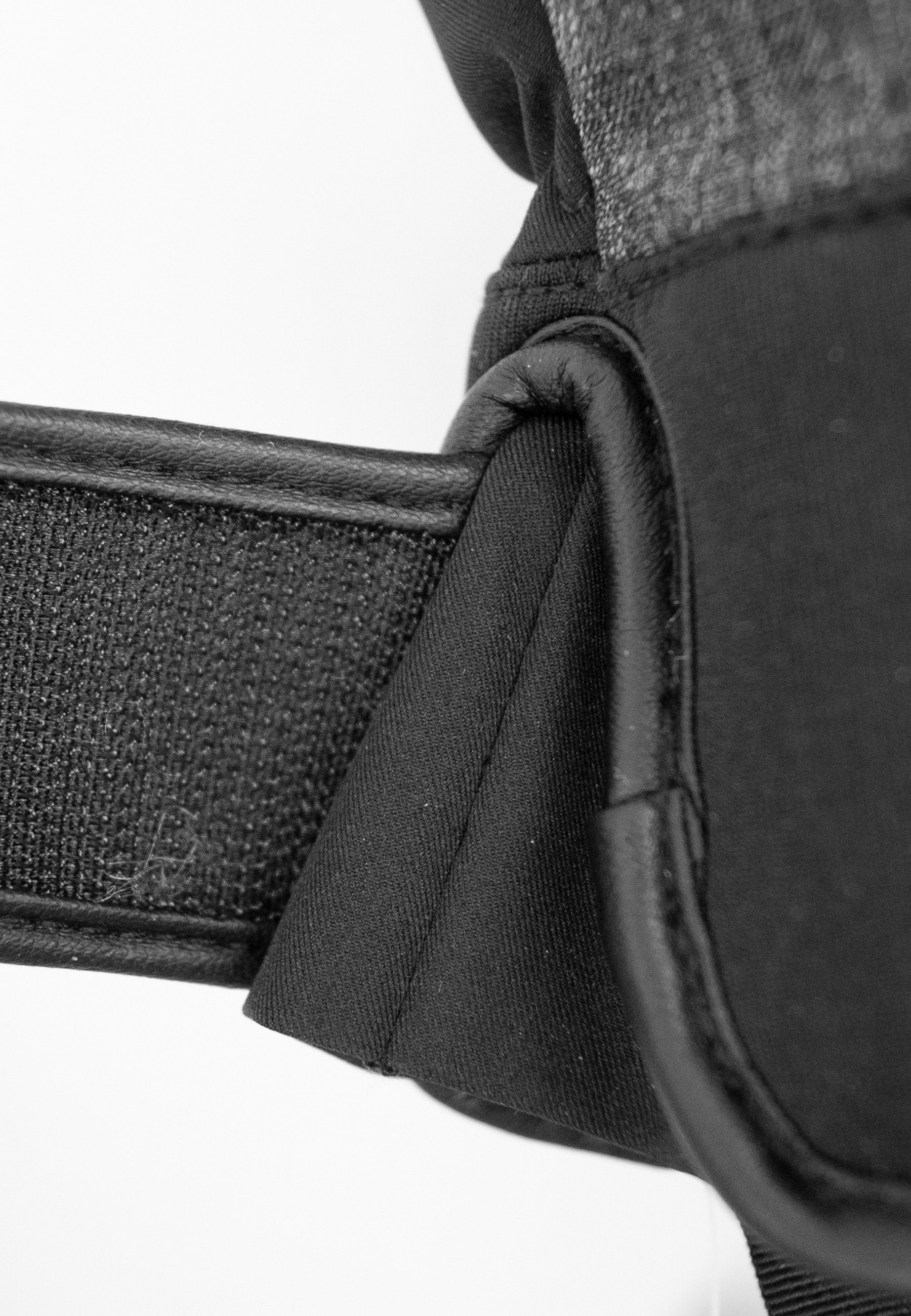 Reusch Skihandschuhe Luca R-TEX® XT Material schwarz-meliert aus hochwertigem