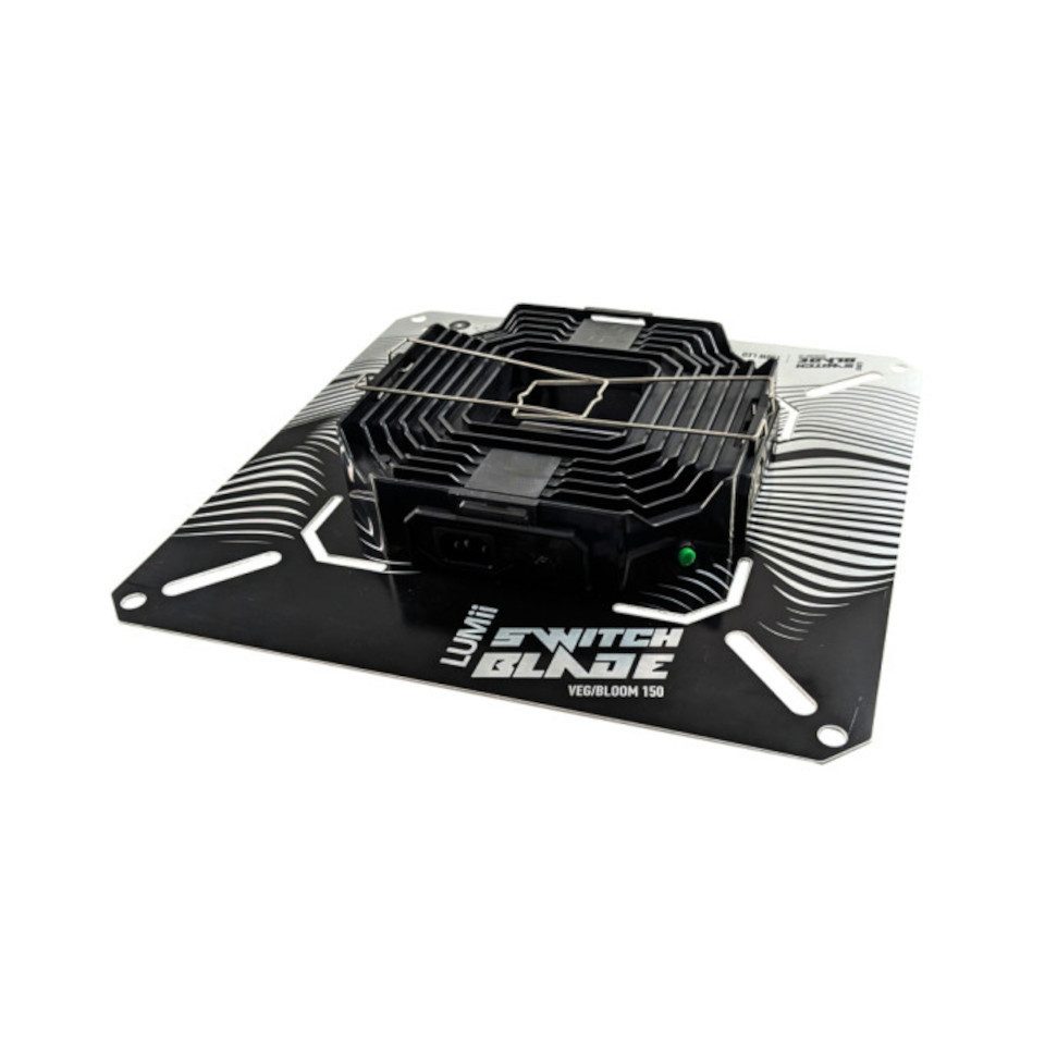 Lumii Pflanzenlampe LUMii Switch Blade 150W LED Growlampe, LED fest integriert