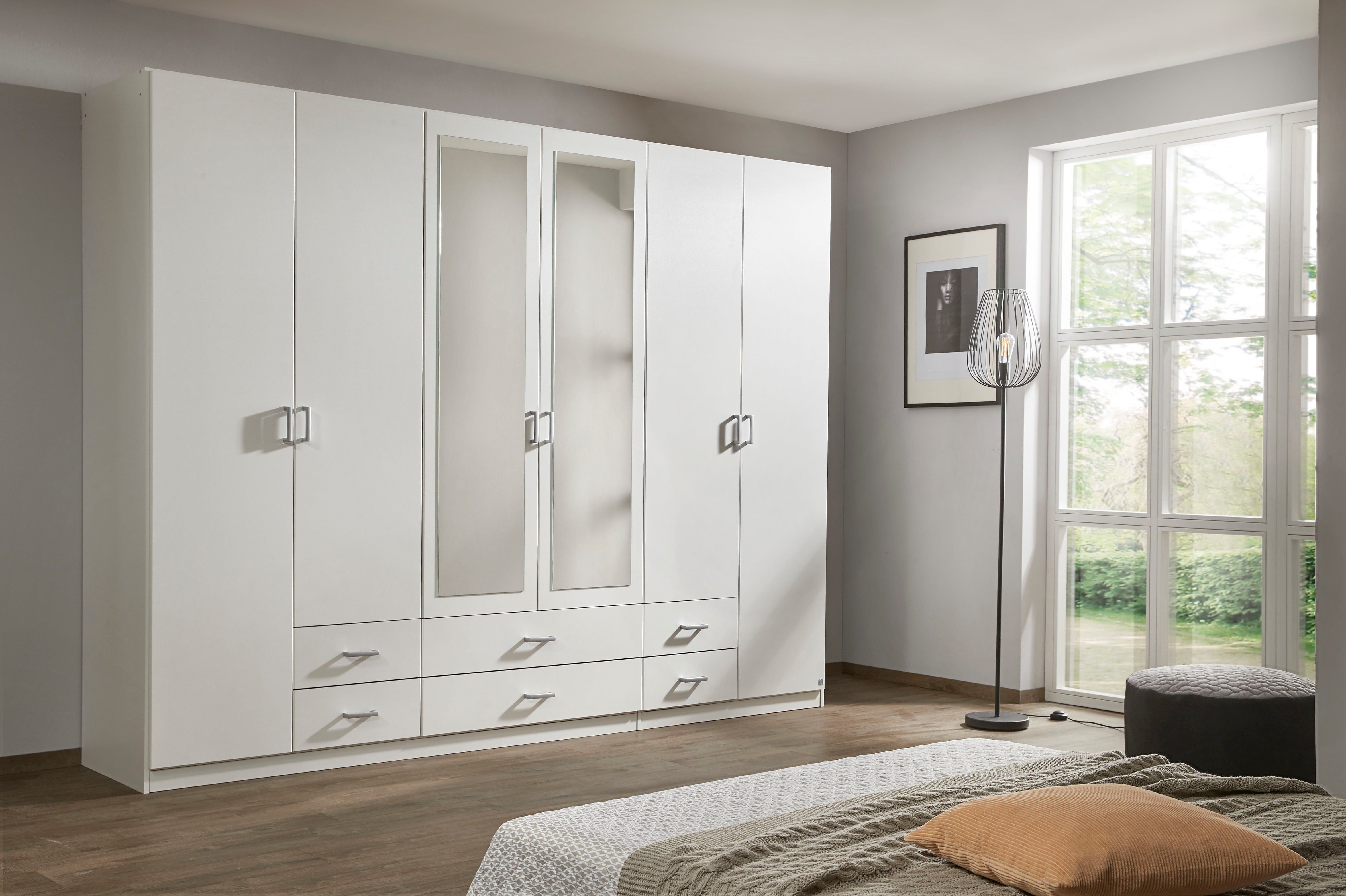rauch Kleiderschrank Schrank Garderobe Ankleide GAMMA Breiten 181/271 cm (in 3 Ausstattungen BASIC/CLASSIC/PREMIUM (inkl. SOFT-CLOSE-Funktion) mit Spiegel TOPSELLER MADE IN GERMANY