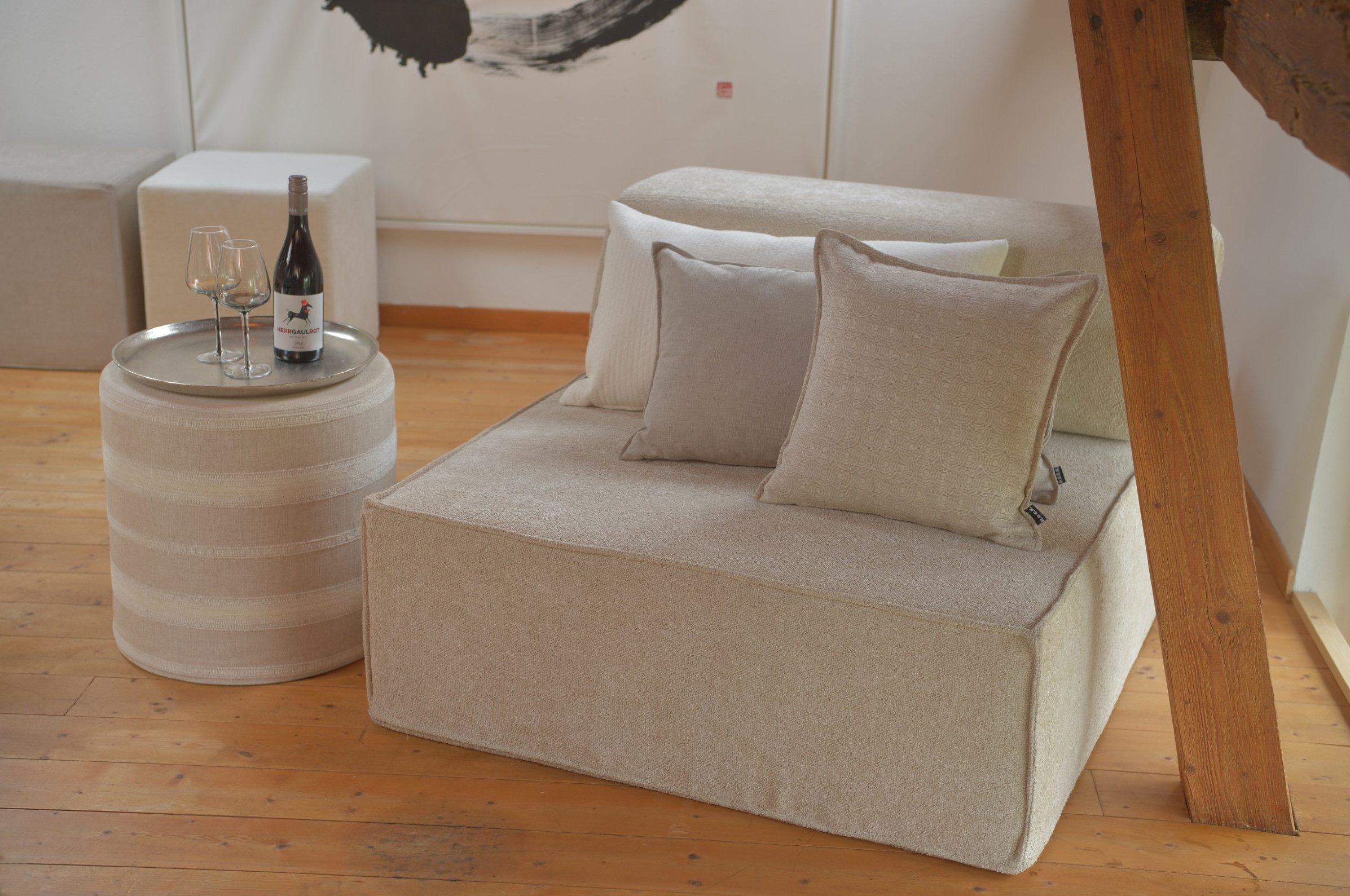 H.O.C.K. Sitzhocker H.O.C.K. Lucky Hocker Cube eckig 45x45x45cm beige taupe col. 002, Hocker, Barhocker & Sitzhocker, Schminktischhocker, Wohnzimmer Hocker