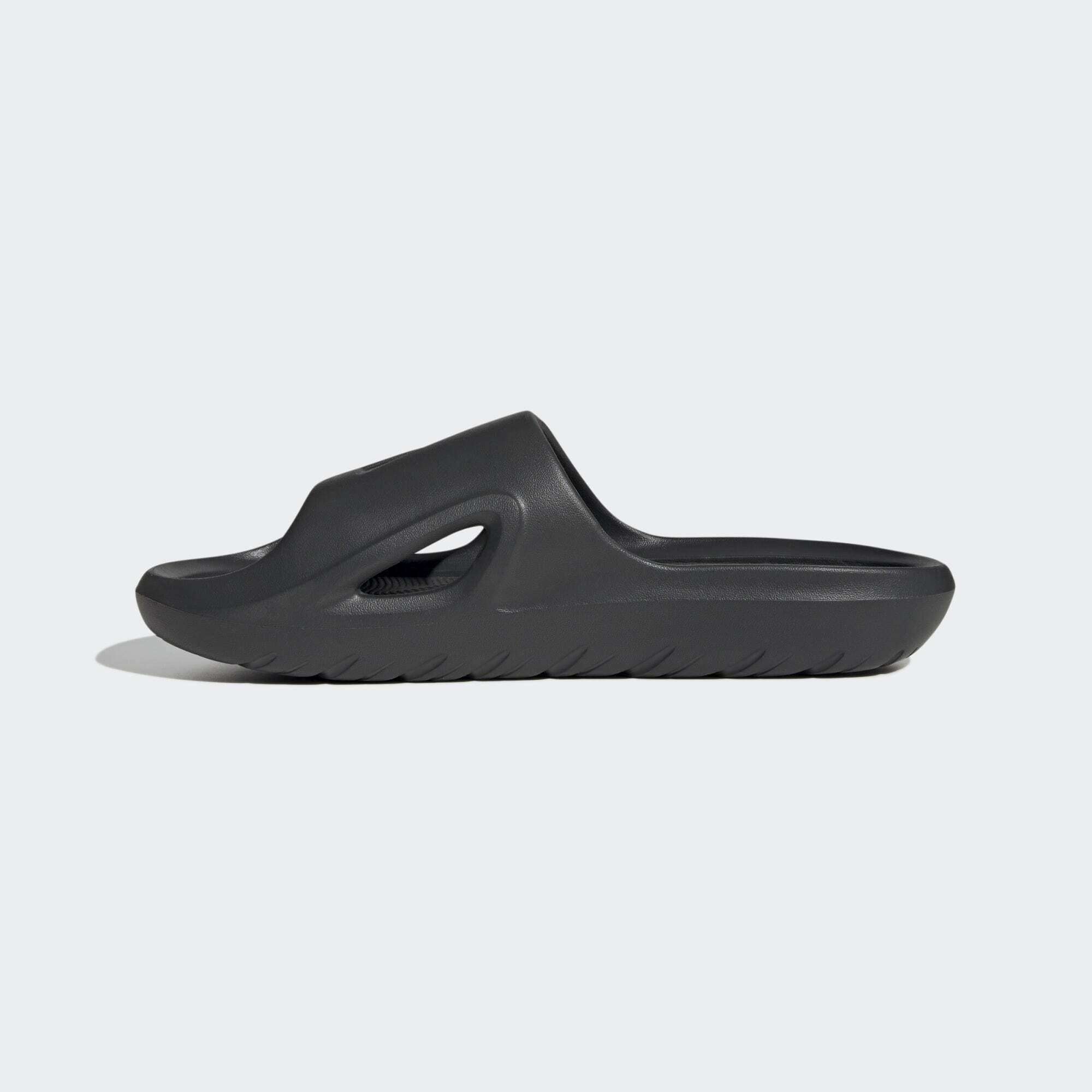 / ADICANE Carbon Sportswear BADESCHLAPPEN Badesandale Black / Core adidas Carbon