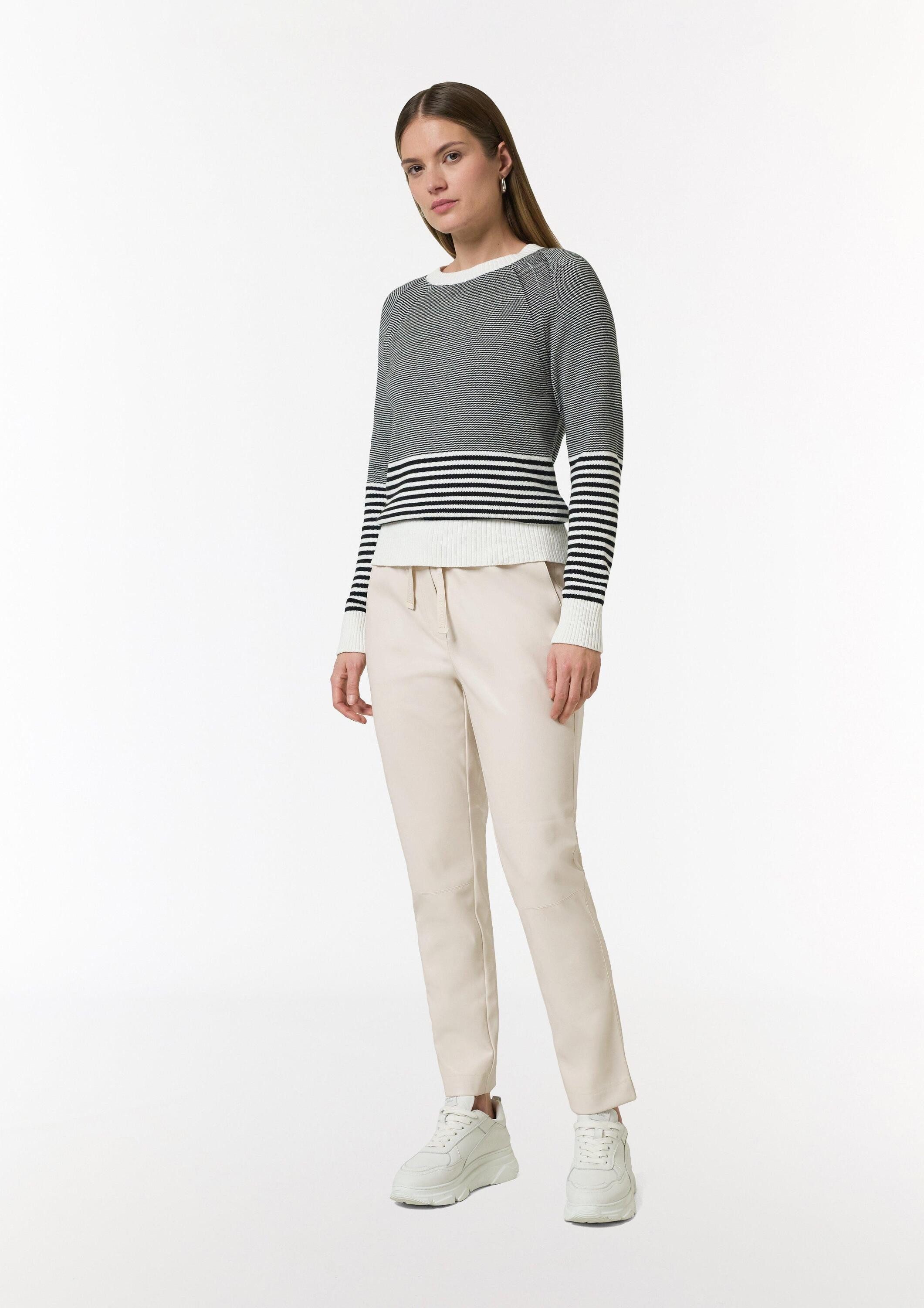 comma Chinos Hose Jogpants aus Kunstleder günstig online kaufen