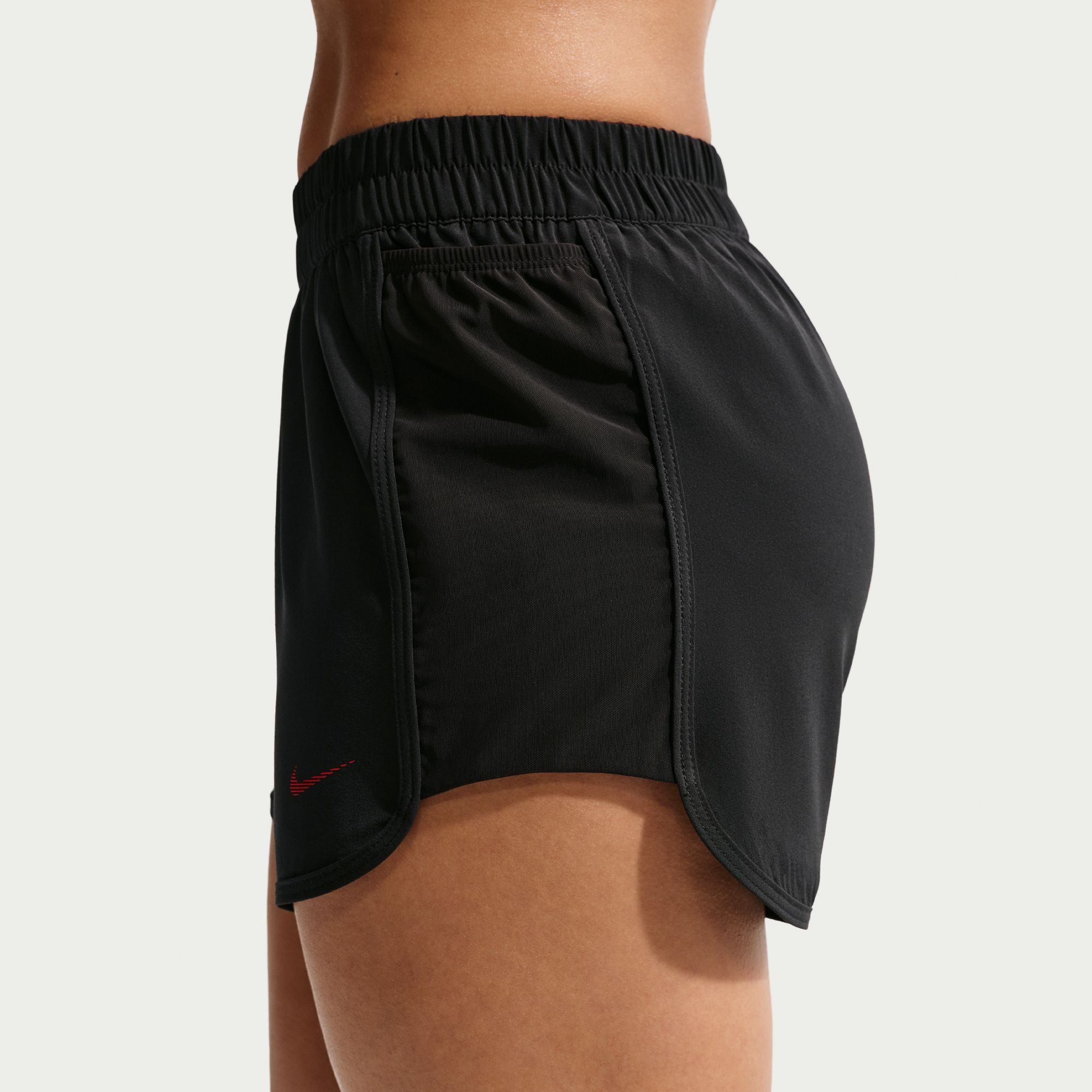 Nike Trainingsshorts Nike One Women's Dri-FIT Shorts mit Dri-FIT-Technologie