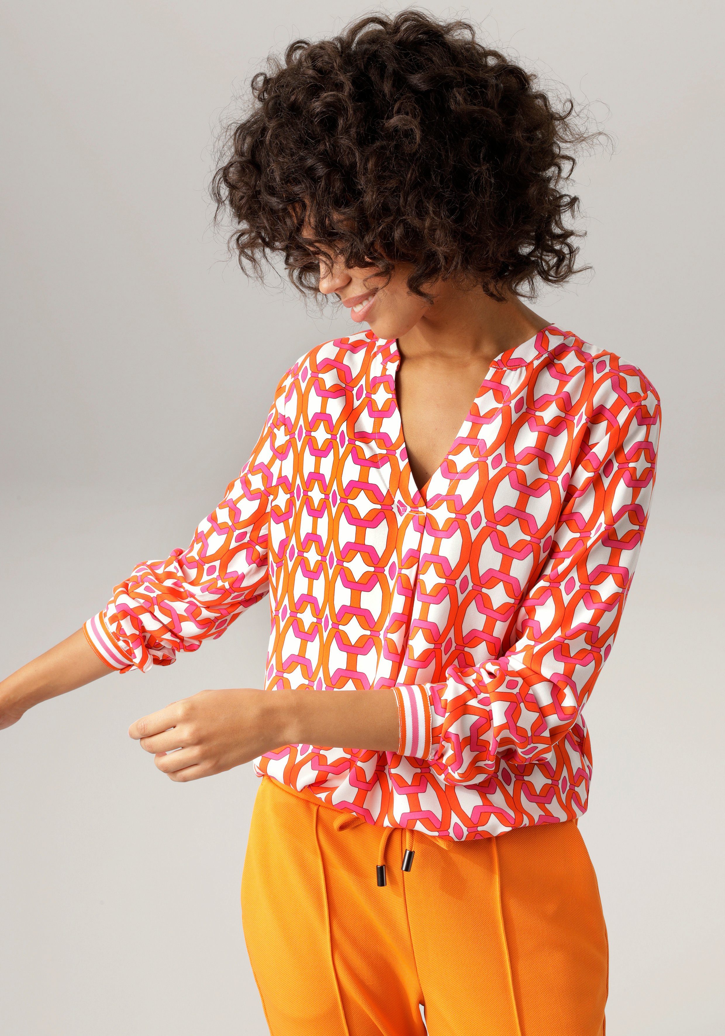 Aniston CASUAL Schlupfbluse mit extravagantem, graphischem Druck