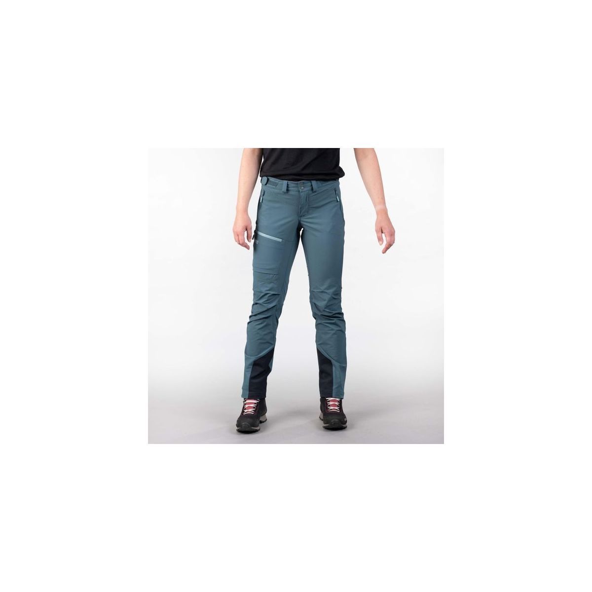 Bergans Outdoorhose Breheimen Softshell W Pants Hochfunktionale, winddichte Softshell-Hose für Damen, ideal für