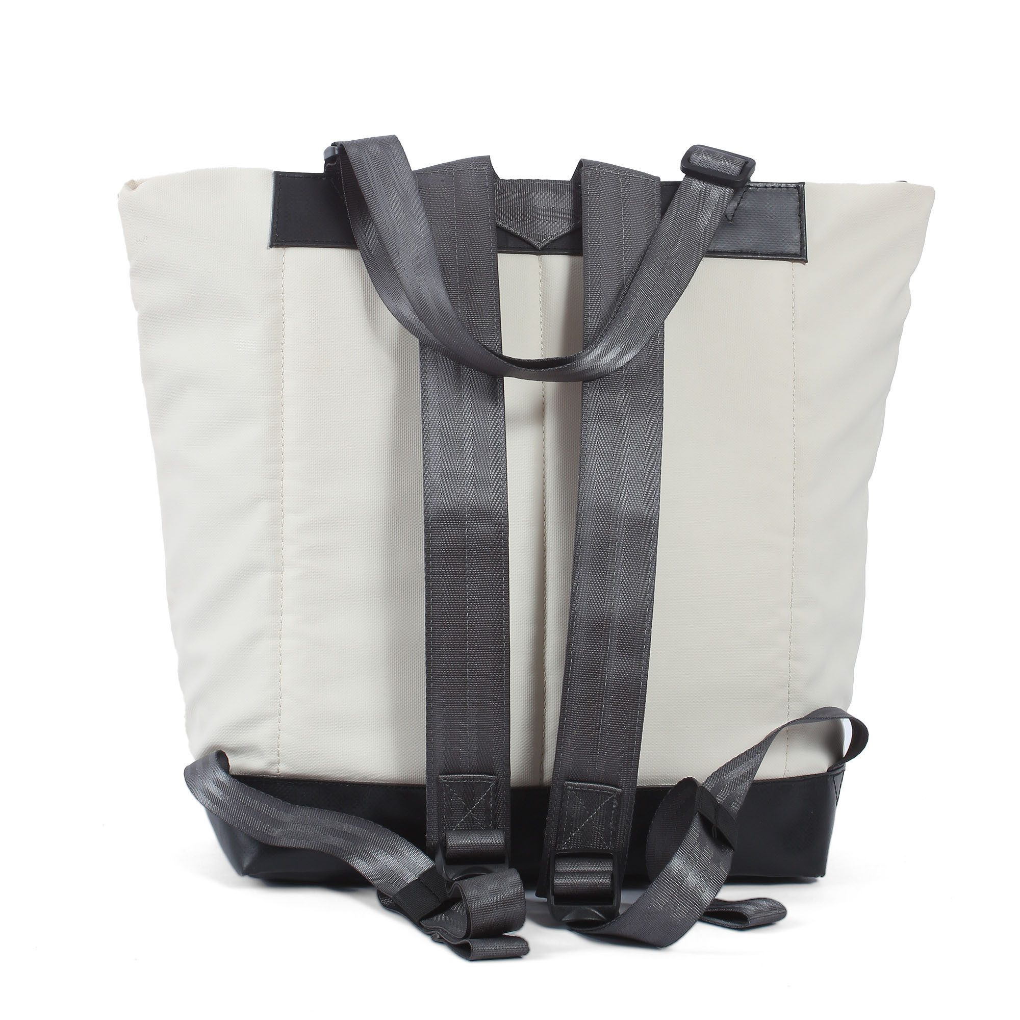 7clouds Cityrucksack Simse 7.1, mit recyceltem PET