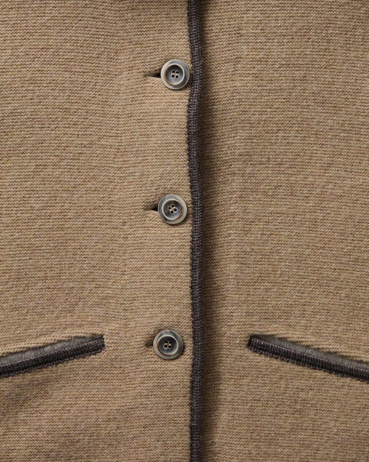 Stapf Trachtenjacke Kapuzen-Strickjacke Malwina – Bild 3 von 3