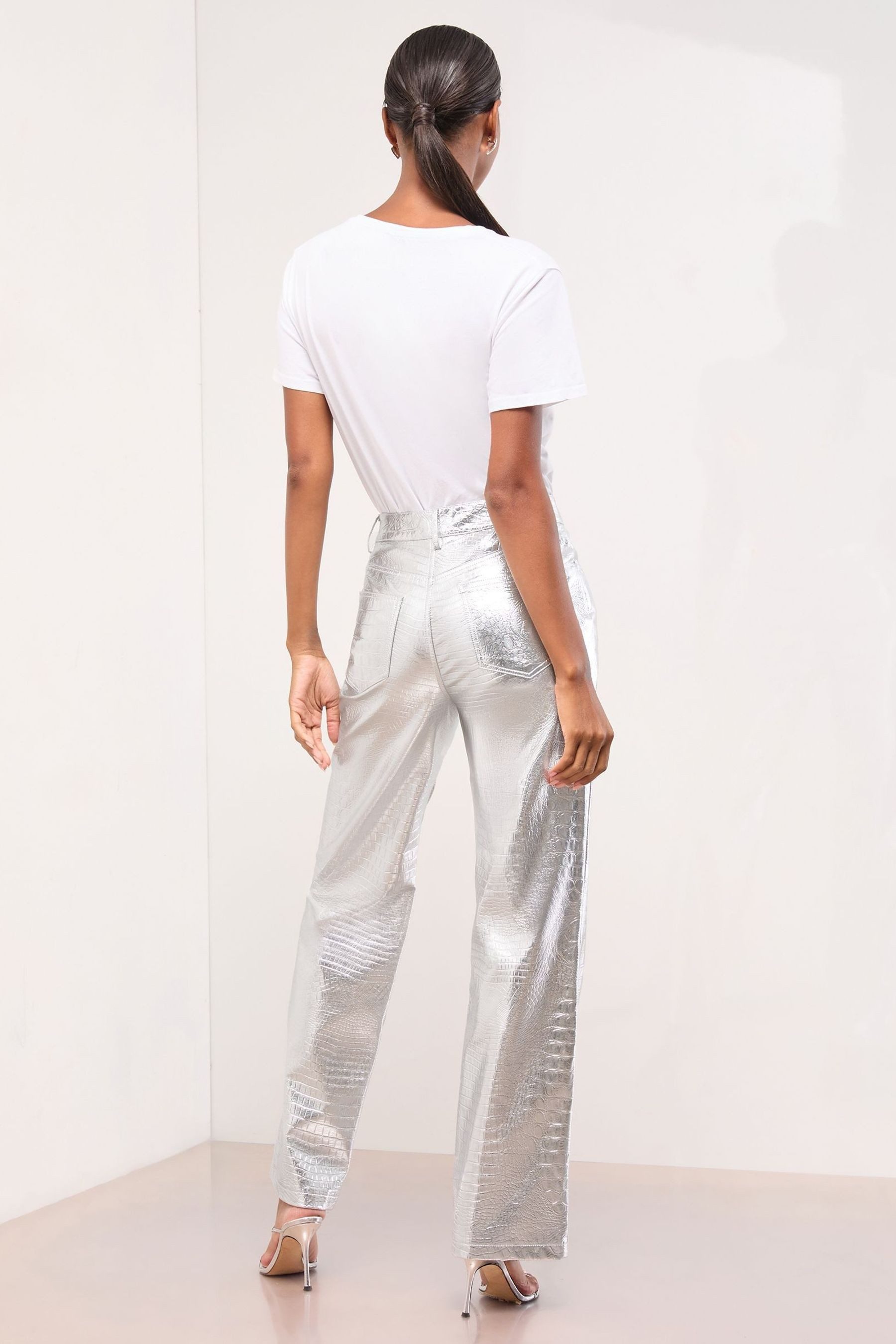 LIPSY Palazzohose Lipsy Hose mit weitem Bein und Biesen, Regular (1-tlg) günstig online kaufen