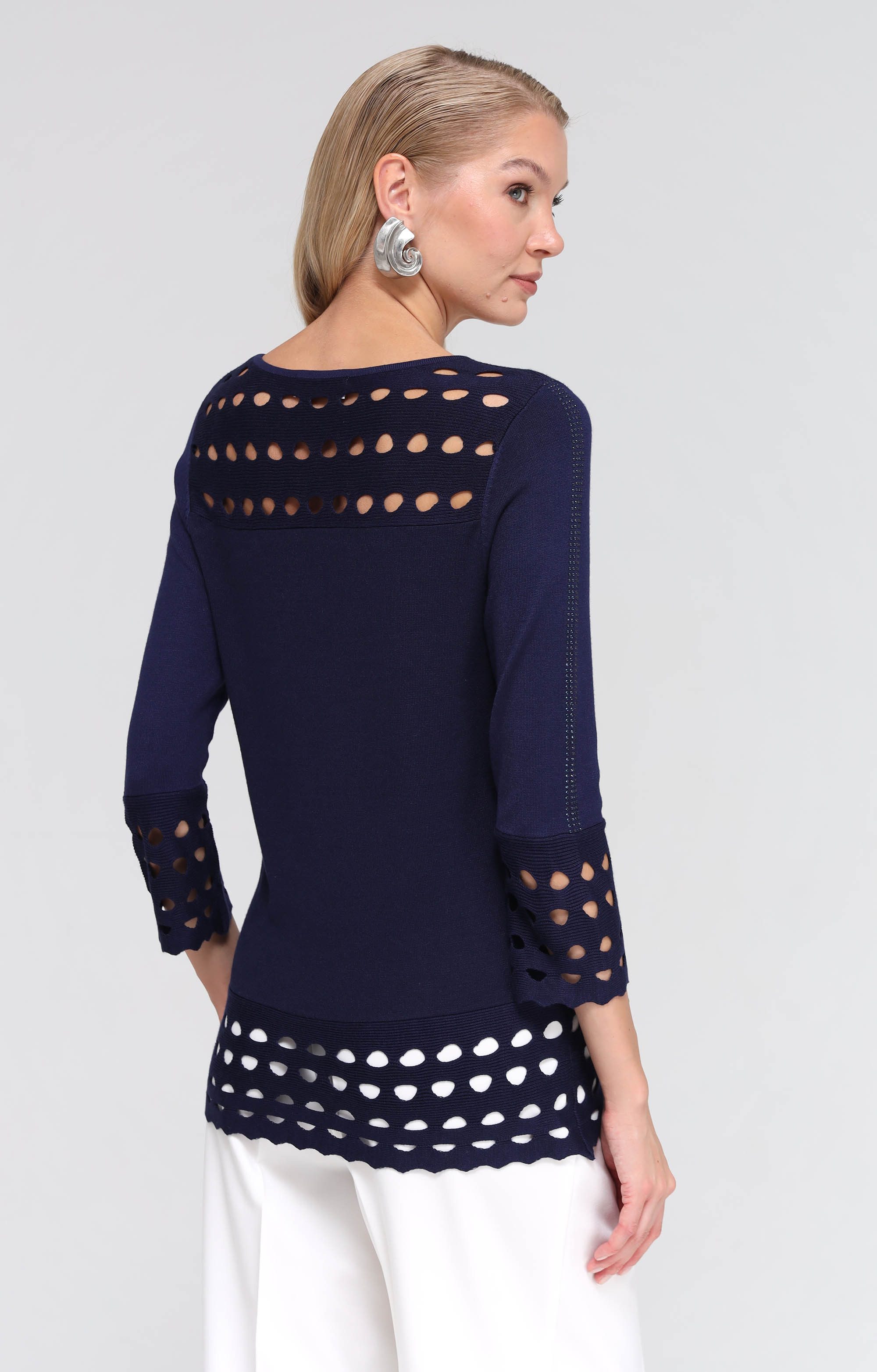 Passioni Strickpullover mit perforierten Akzenten und Strassstreifen