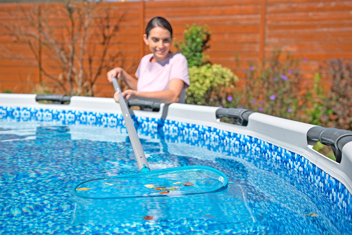 Bestway Poolbodensauger AquaSurge™, (Set, 3-St., Inkl. Kescher und Poolbürste), für Poolgrößen bis 610 cm