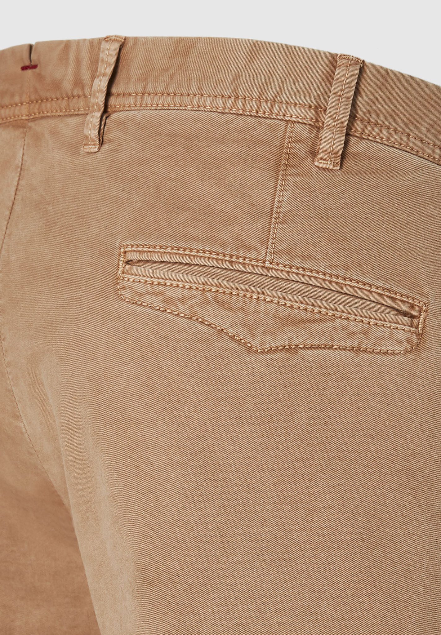 Hiltl Chinos Tavi Chino Hose Herren Slim Fit Casual Gabardine, braun, 50 Premium Baumwollhose mit Stretch, Casual Hose für Freizeit und Büro