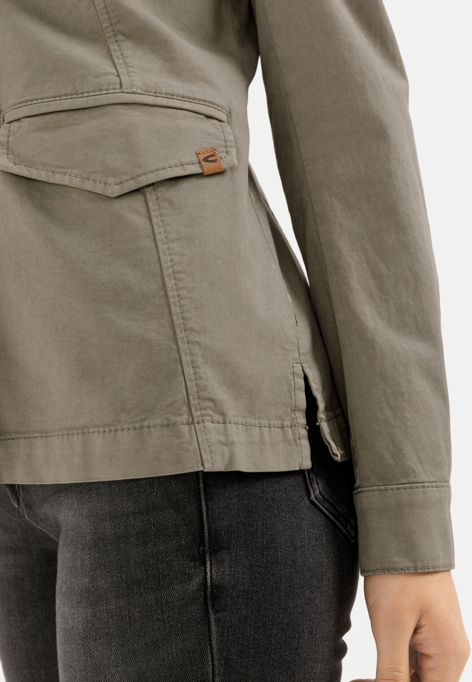 active aus Baumwoll-Mix Khaki einem camel Fieldjacket