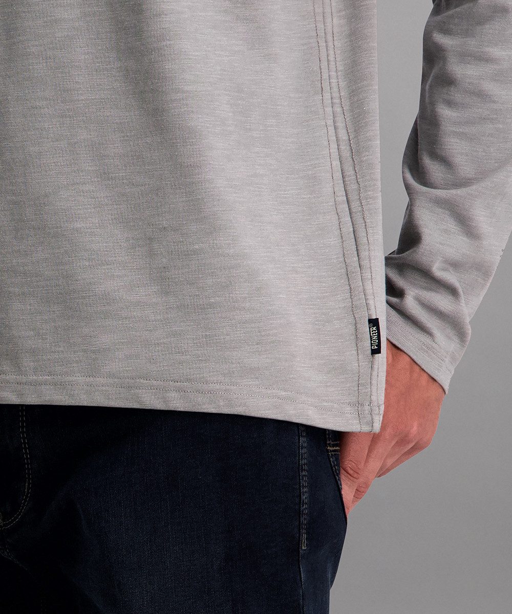 Pioneer Authentic Jeans Langarmshirt in normale Passform günstig online kaufen