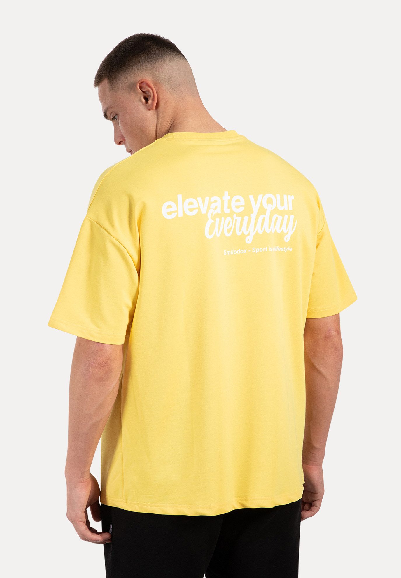 Smilodox T-Shirt Tamio, Locker geschnittenes Oversize Shirt mit Auffälligem günstig online kaufen