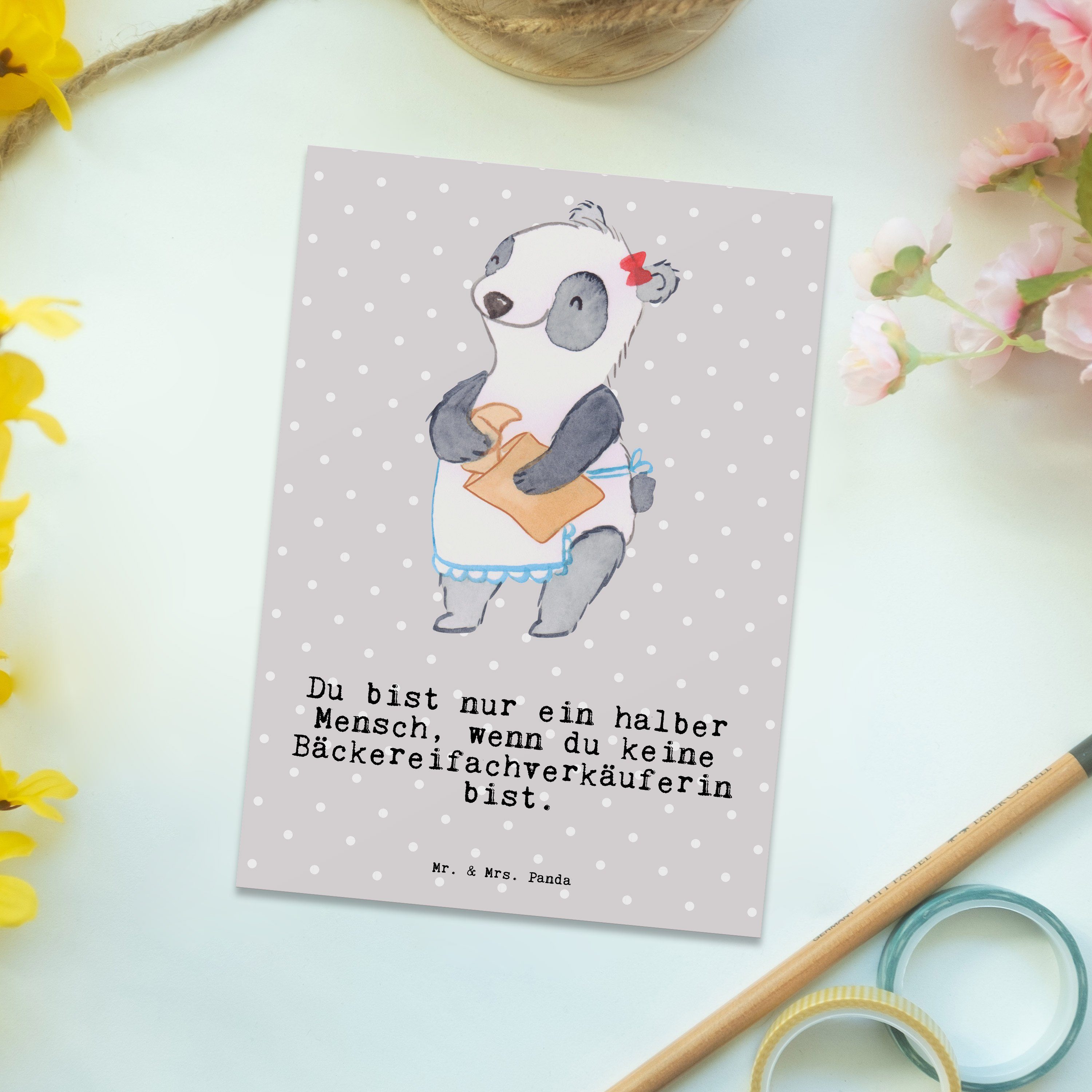 Mr. & Mrs. Panda Postkarte Herz - Pastell mit Grau - Bäckereifachverkäuferin Geschenk, Backstube