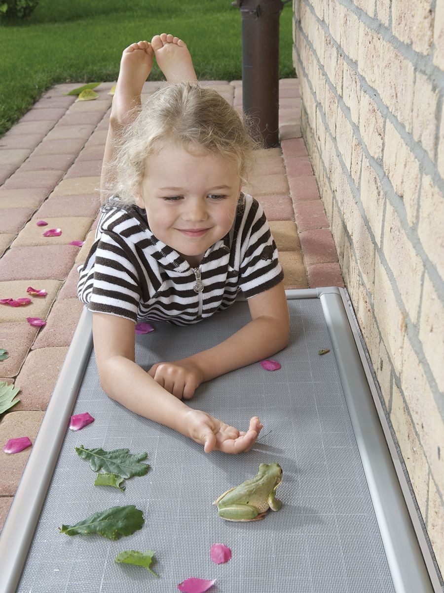 ACO Severin Ahlmann GmbH & Co. KG Kellerfenster Laub- & Insektenschutzgitter für Lichtschachtroste bis zu 140 x 75 cm, hohe Trittsicherheit, reißfest und witterungs- / UV-beständig