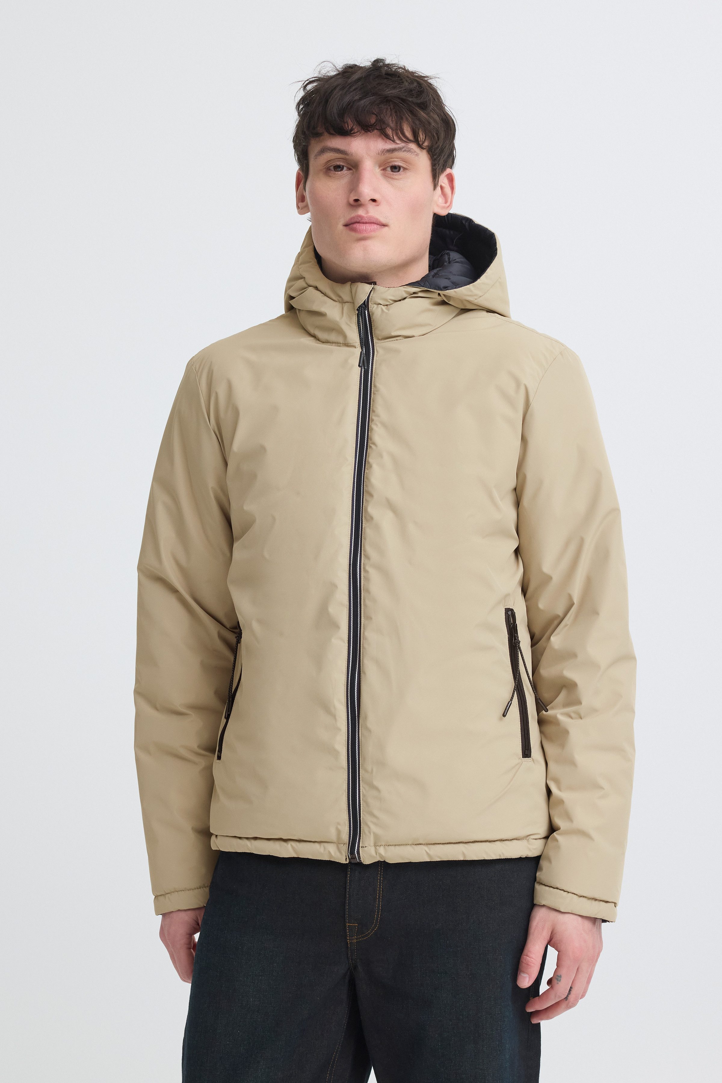 Blend Wendejacke BHELWAT REVERSIBLE JKT. Kunstfaser, regular fit