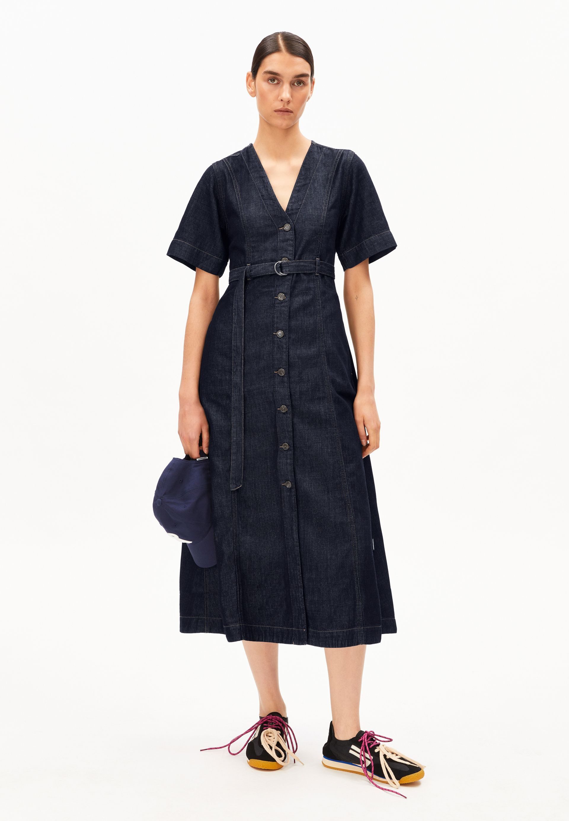 Armedangels Jeanskleid BELTED DENIM Jeanskleid aus Baumwoll-Lyocell-Mix V-A günstig online kaufen